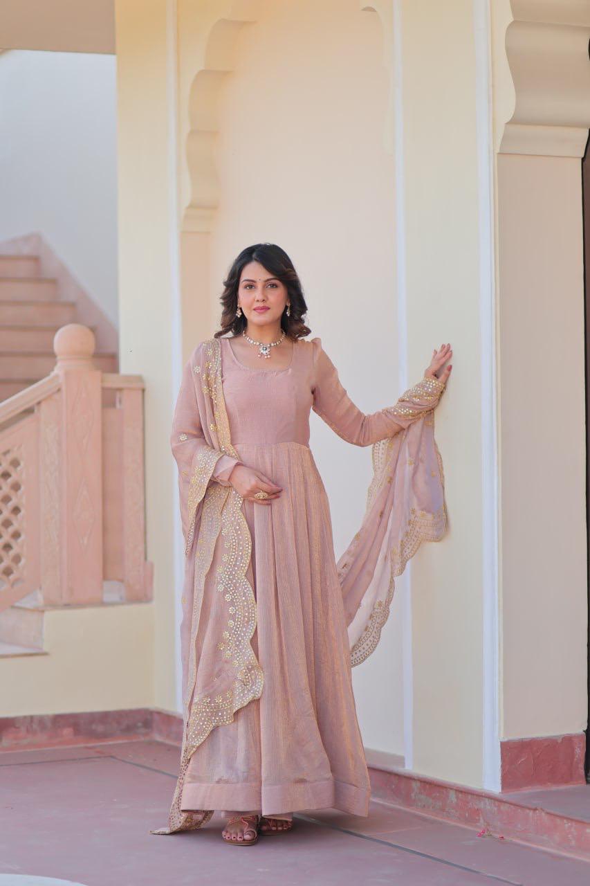 Hooriya fashions - Fendy Chiffon with 12 Kali Stitched suits