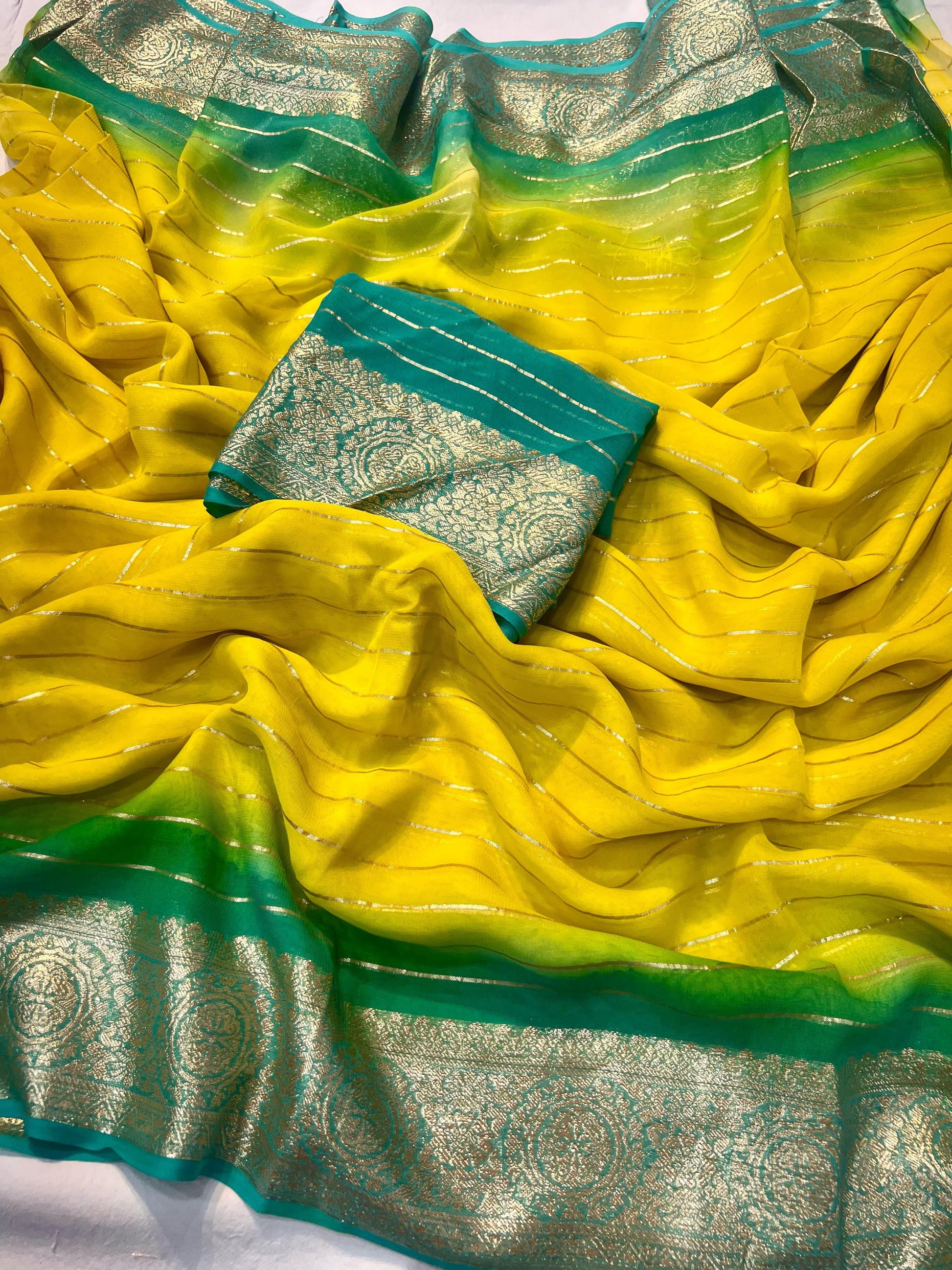 Hooriya fashions - 3D Viscose Georgette Saree