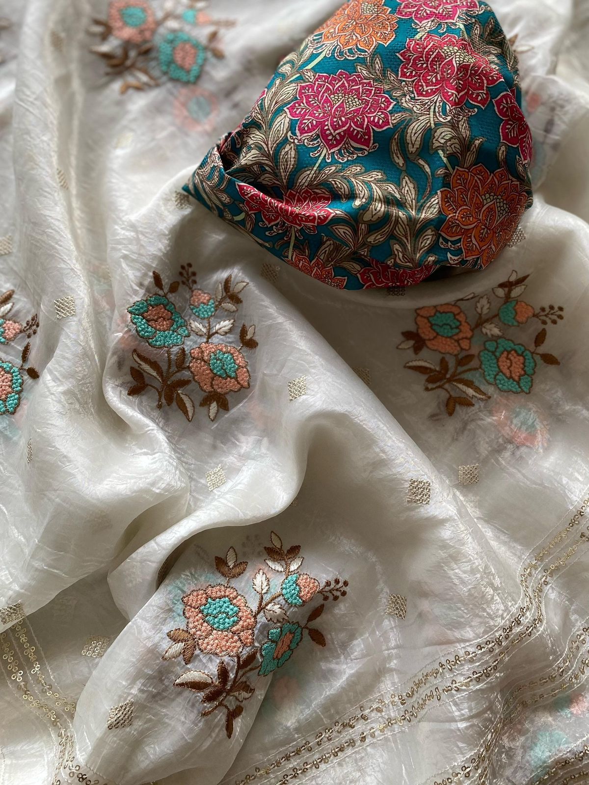 HOORIYA FASHIONS - HETSHVI SAREES