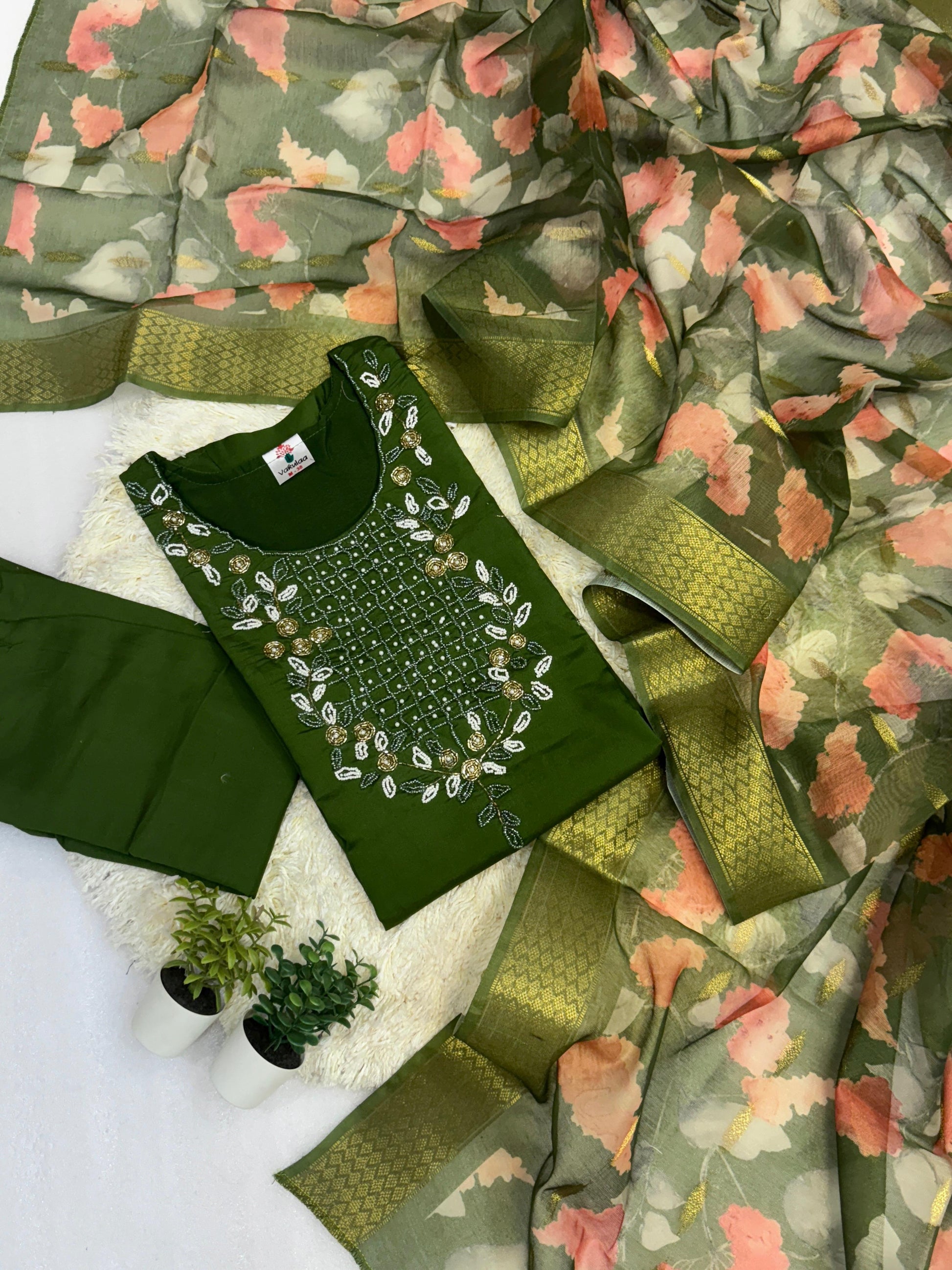 Hooriya fashions - Designers Kurti Pent Dupatta Set