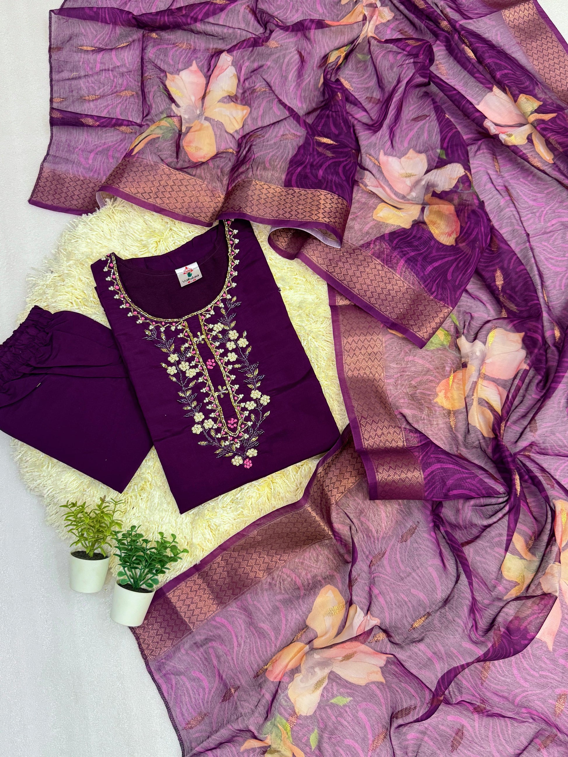 Hooriya fashions - Designers Kurti Pent Dupatta Set
