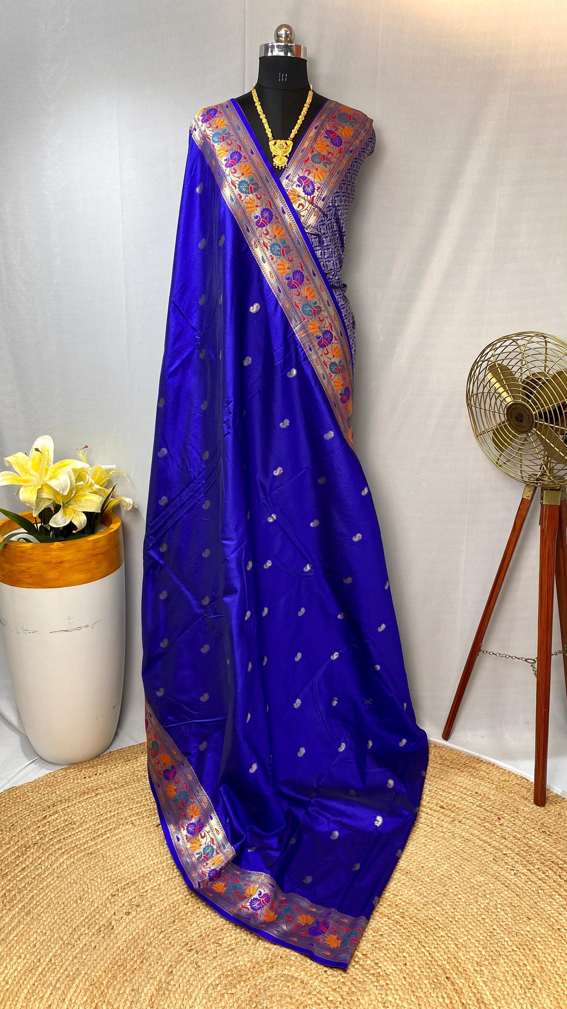 Hooriya fashions - Paithani silk sarees