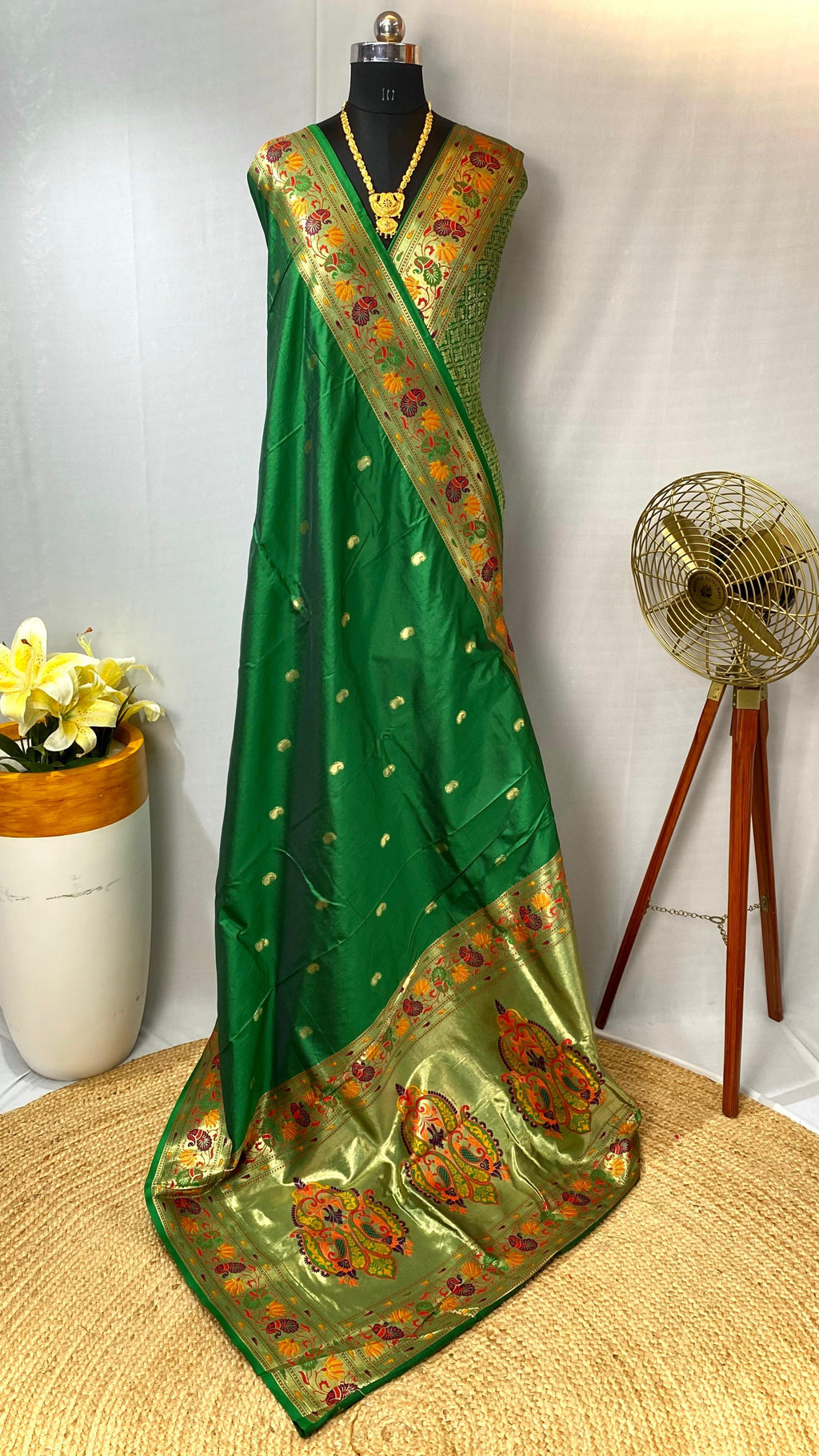 Hooriya fashions - Paithani silk sarees