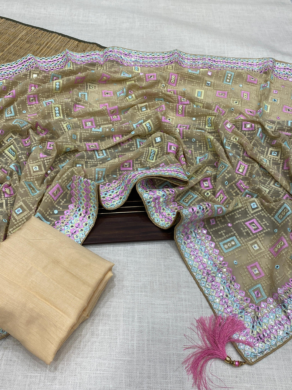 Hooriya fashions - Georgatte saree