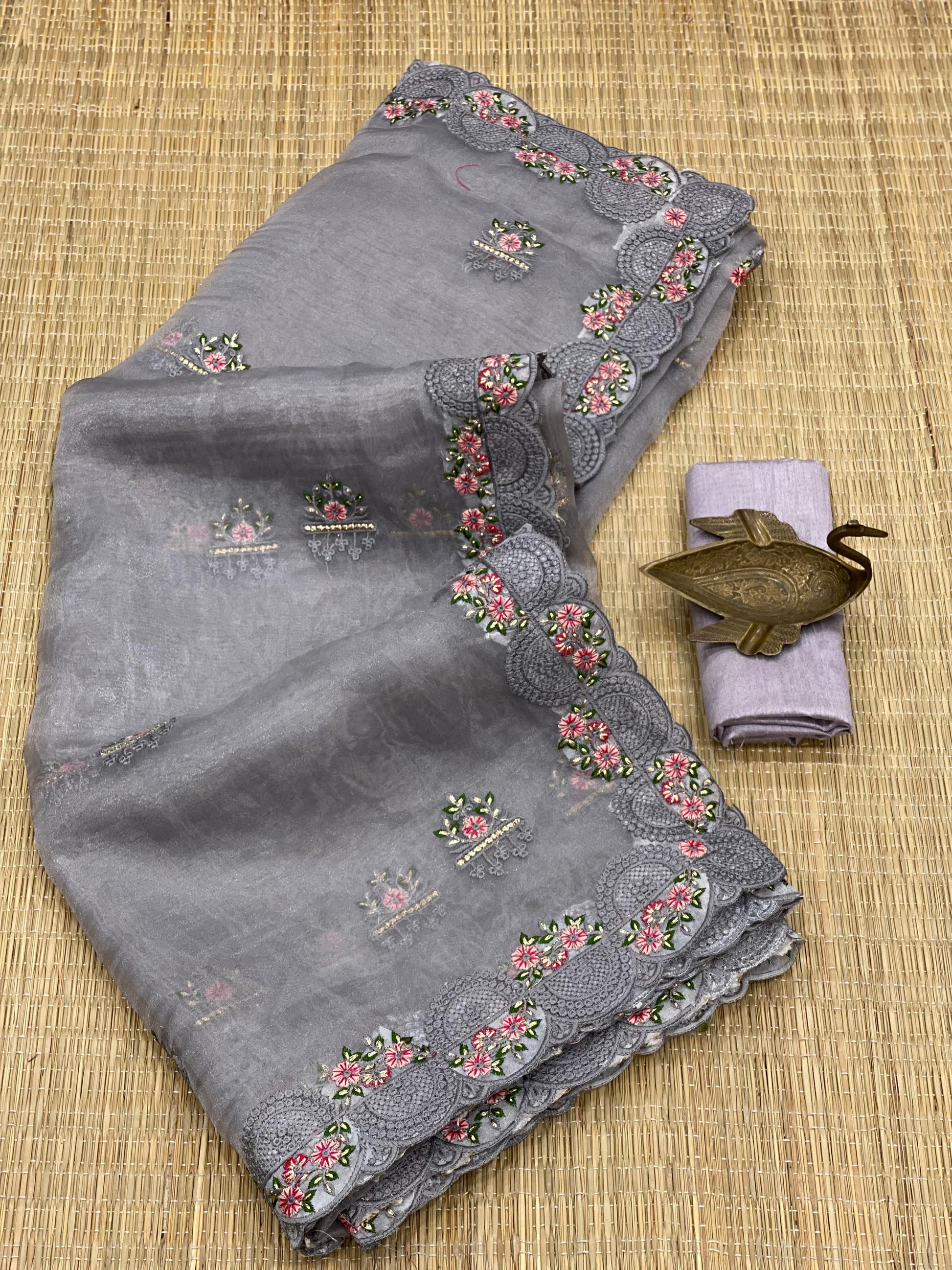 Hooriya fashions - BEAUTIFUL ORGANZA SAREE