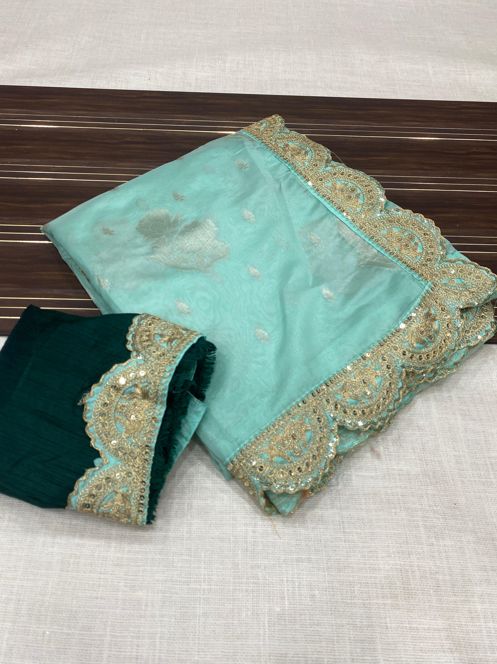 Hooriya fashions - soft veaving organza