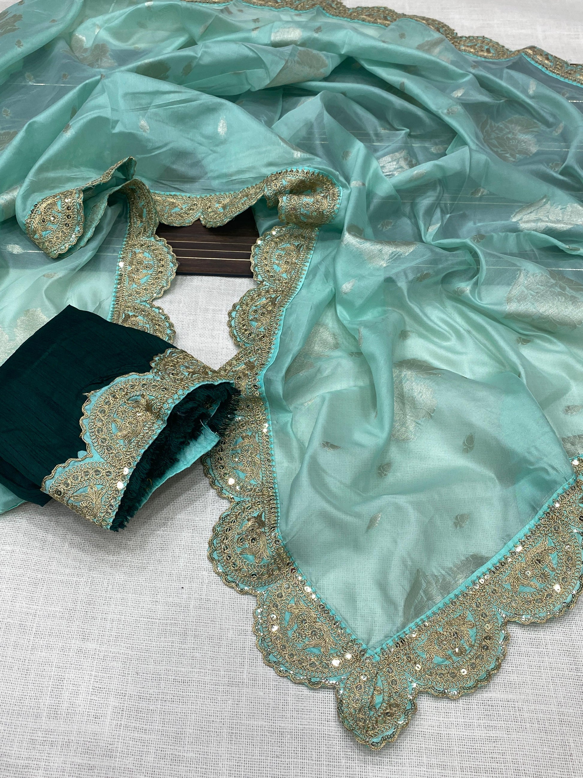 Hooriya fashions - soft veaving organza