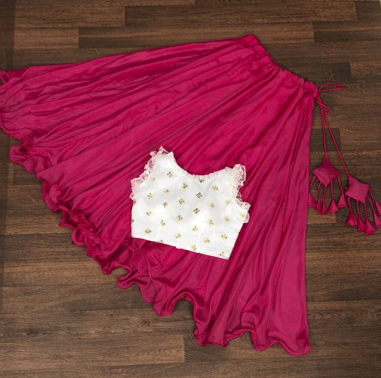 Hooriya fashions - PREMIUM READYMADE LEHENGA