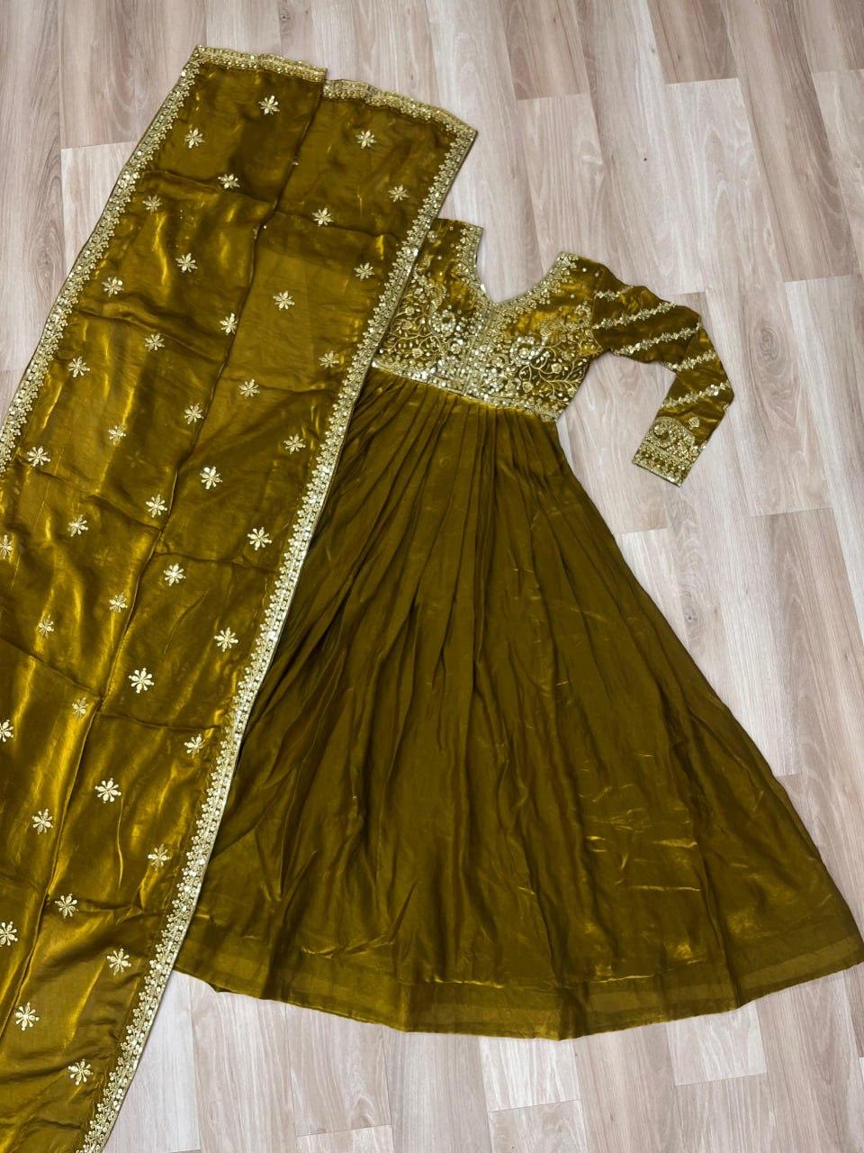 Hooriya fashions - Fendy Fabric With Zari &amp; Sequins Embroidered work suits