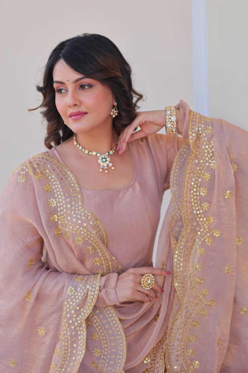 Hooriya fashions - Fendy Chiffon with 12 Kali Stitched suits