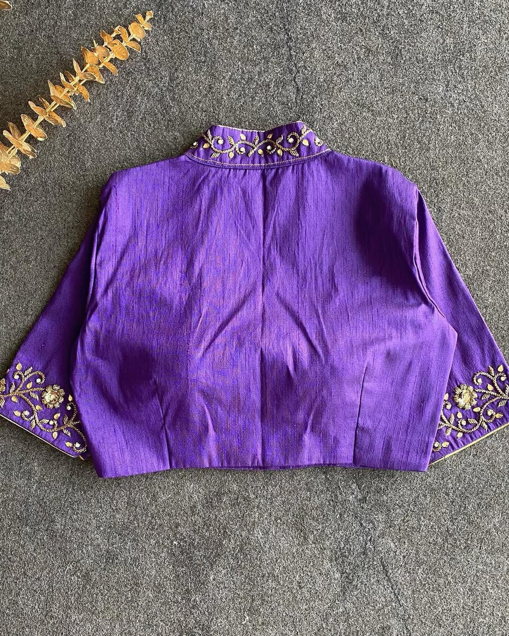 Hooriay fashions - Pure Banglori Silk with heavy handwork blouse