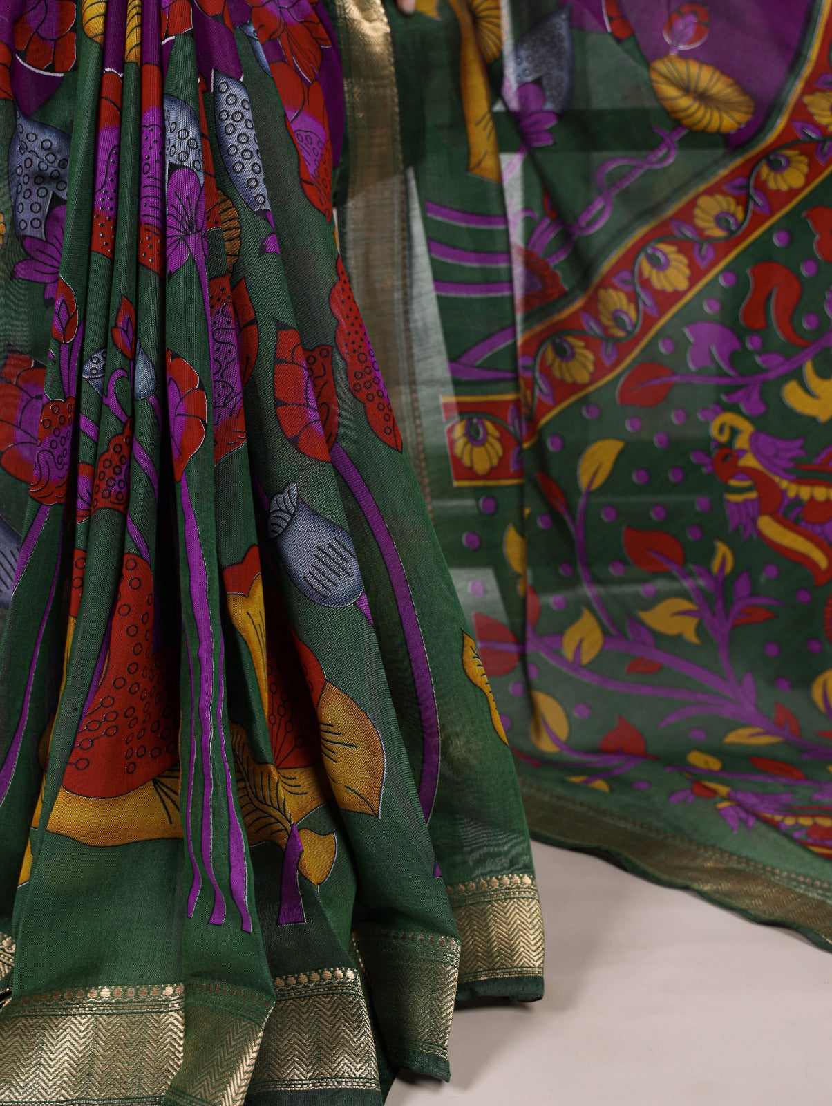 Hooriya Fashions - Polyester Viscose Chanderi Nature’s art in every weave Saree.