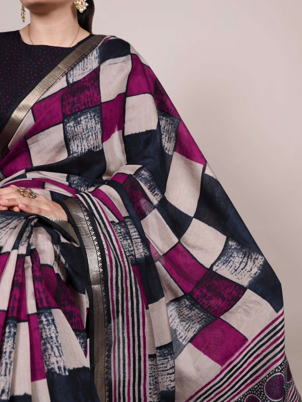 Hooriya fashions - Woven whispers of royalty, wrapped in Chanderi charm Saree.