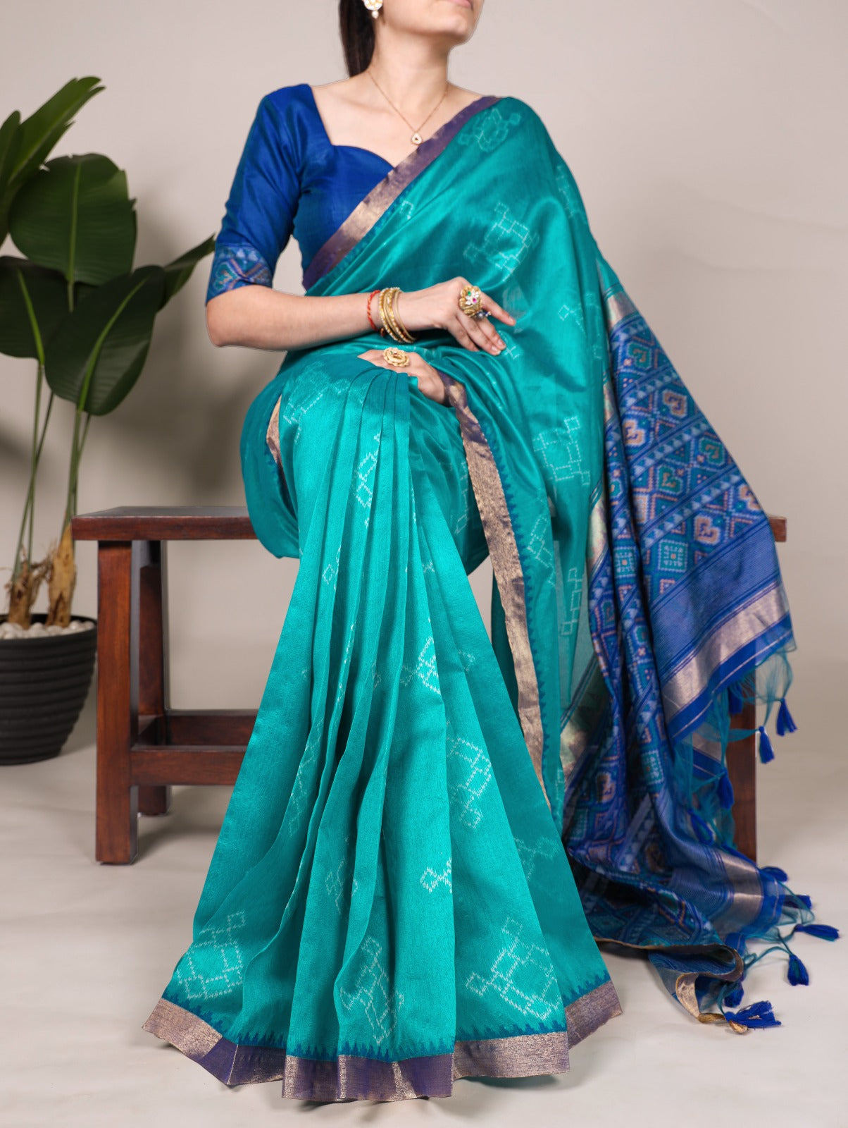 Hooriya Fashions -  Jacquard Silk Sarees