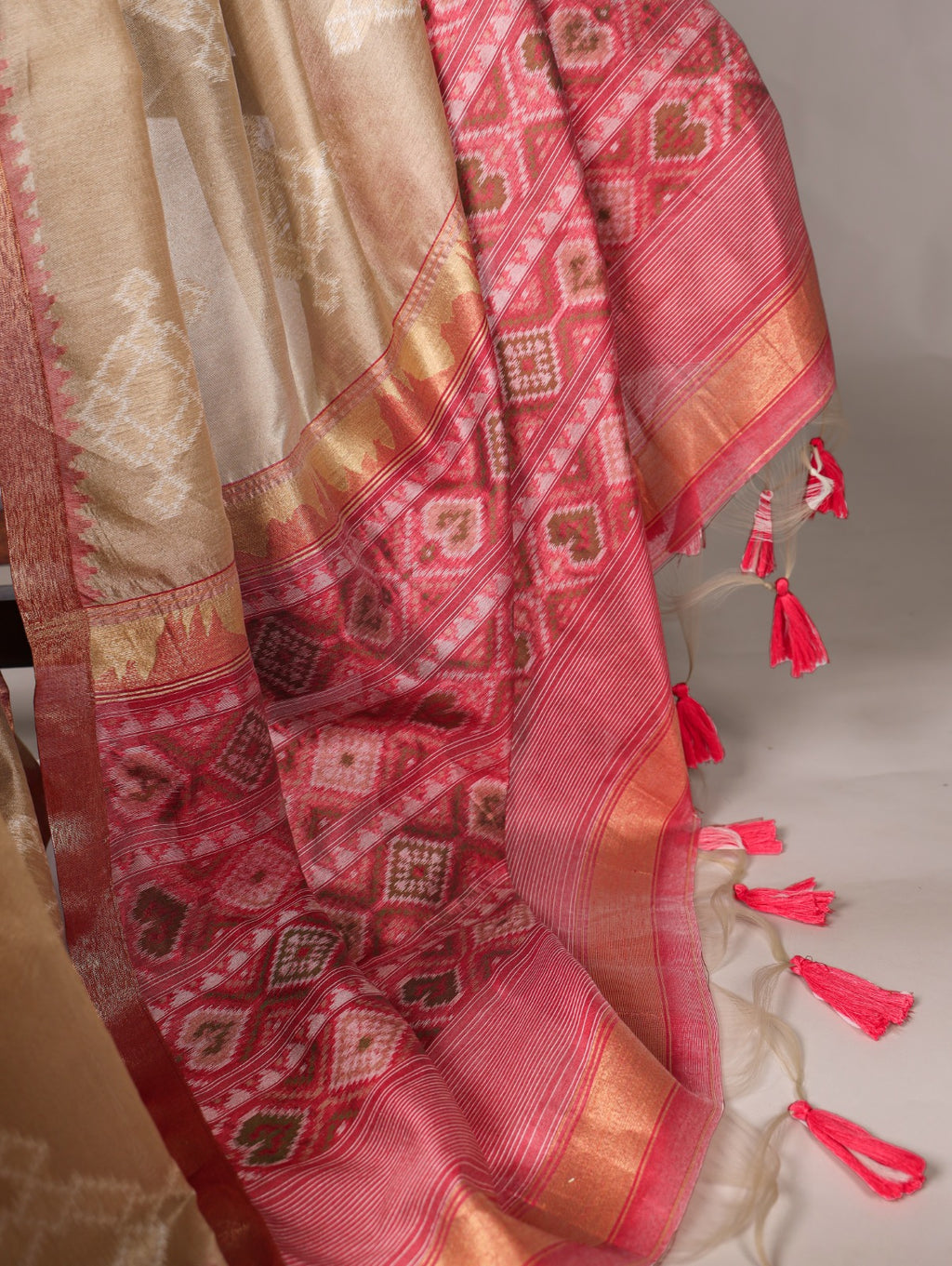 Hooriya Fashions -  Jacquard Silk Sarees