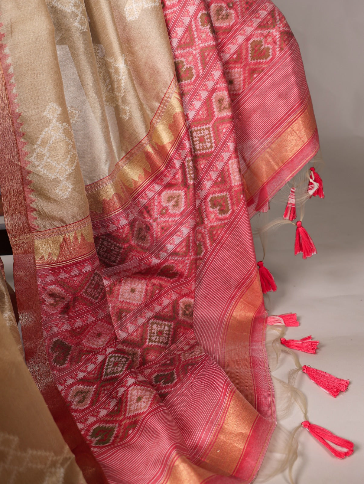 Hooriya Fashions -  Jacquard Silk Sarees