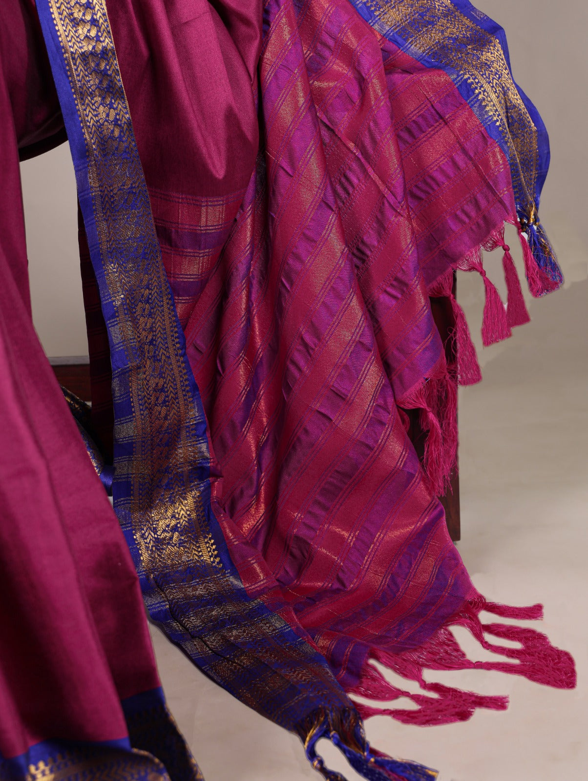 Hooriya Fashions - Aura Silk Sarees