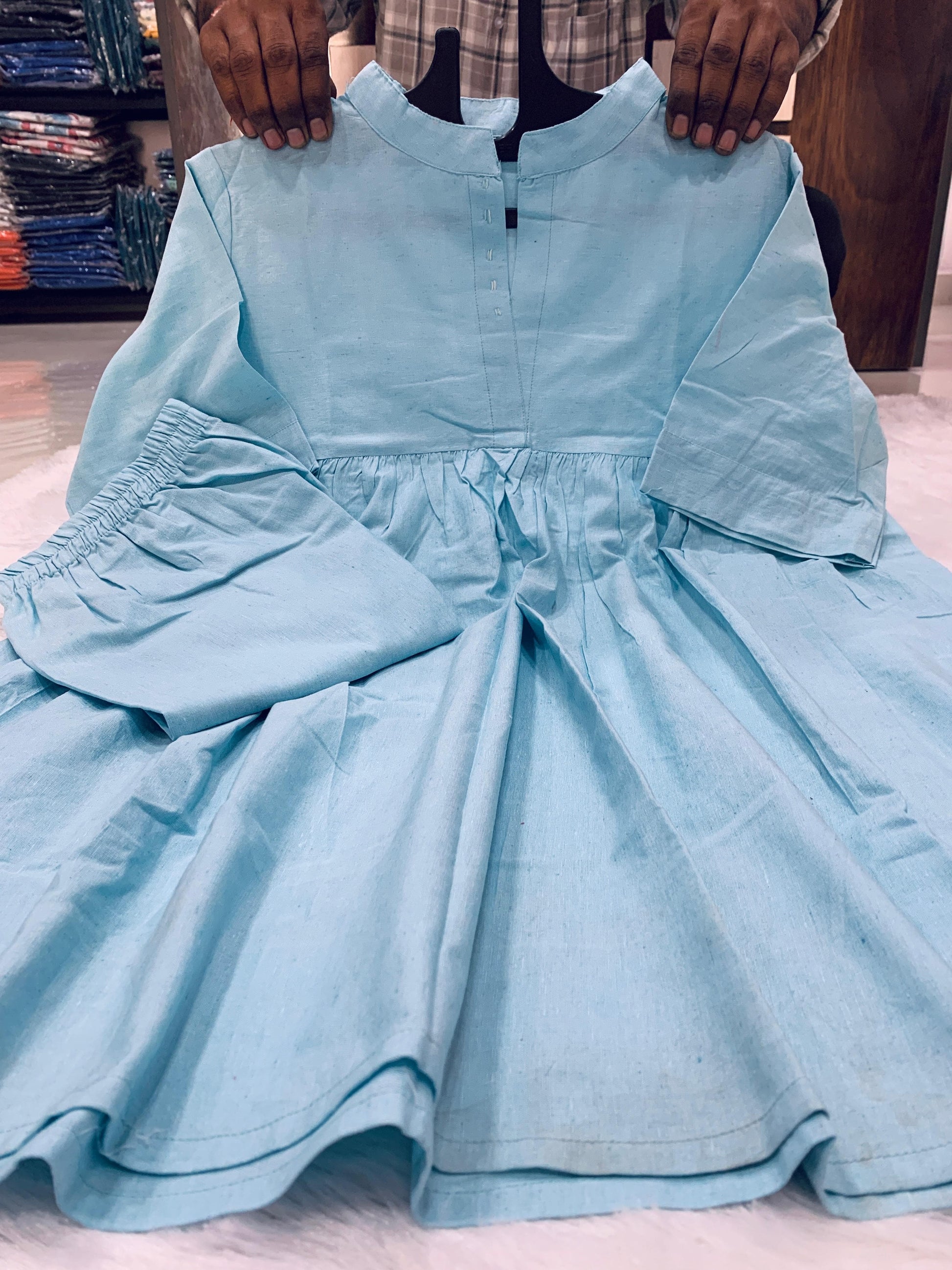 Hooriya Fashions - DHAMAKA DESINER COLLECTION CO-ORD SET.