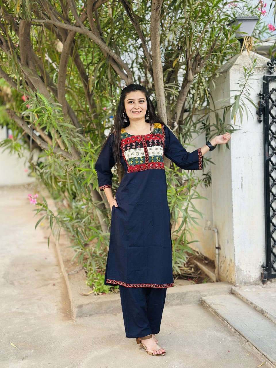 Hooriya fashions - Cotton cord set kurti pant.