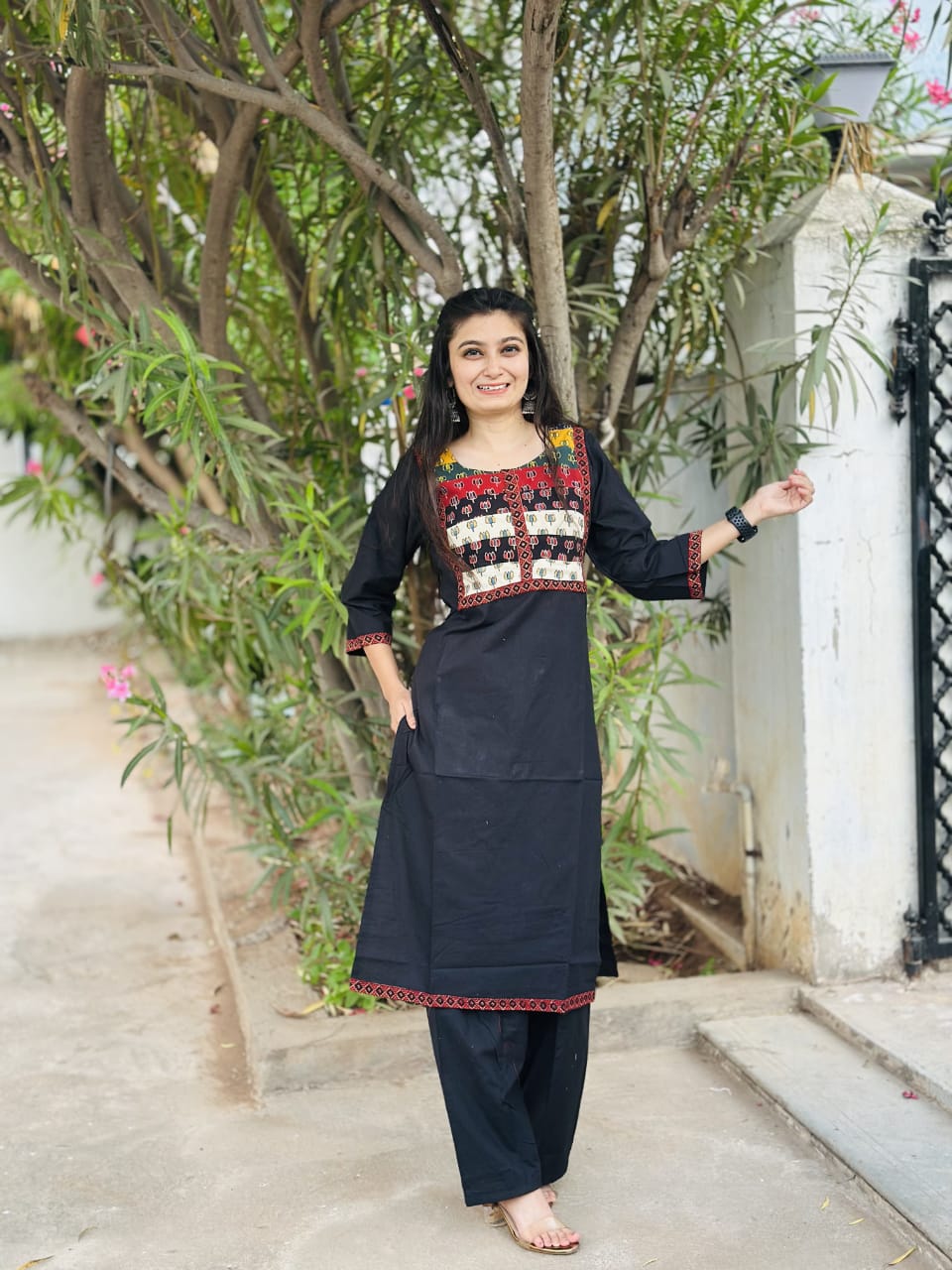 Hooriya fashions - Cotton cord set kurti pant.