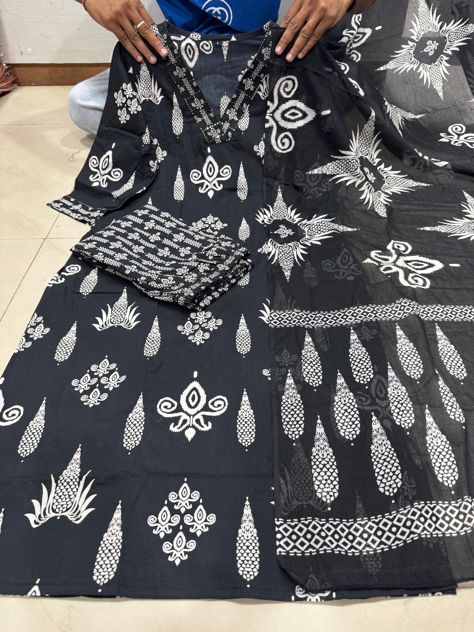 Hooriya fashions - Pure Malmal cotton kurtis