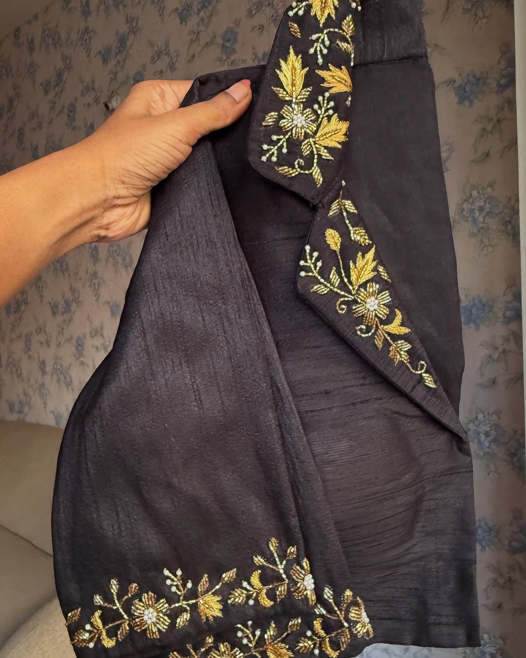 Hooriya fashions - Beautiful handwork all over back nd sleves with designer handcrafted collar in blouse