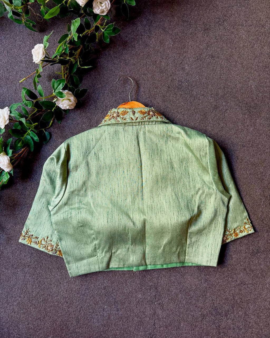 Hooriya fashions - Beautiful handwork all over back nd sleves with designer handcrafted collar in blouse