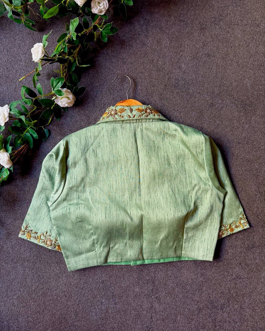 Hooriya fashions - Beautiful handwork all over back nd sleves with designer handcrafted collar in blouse