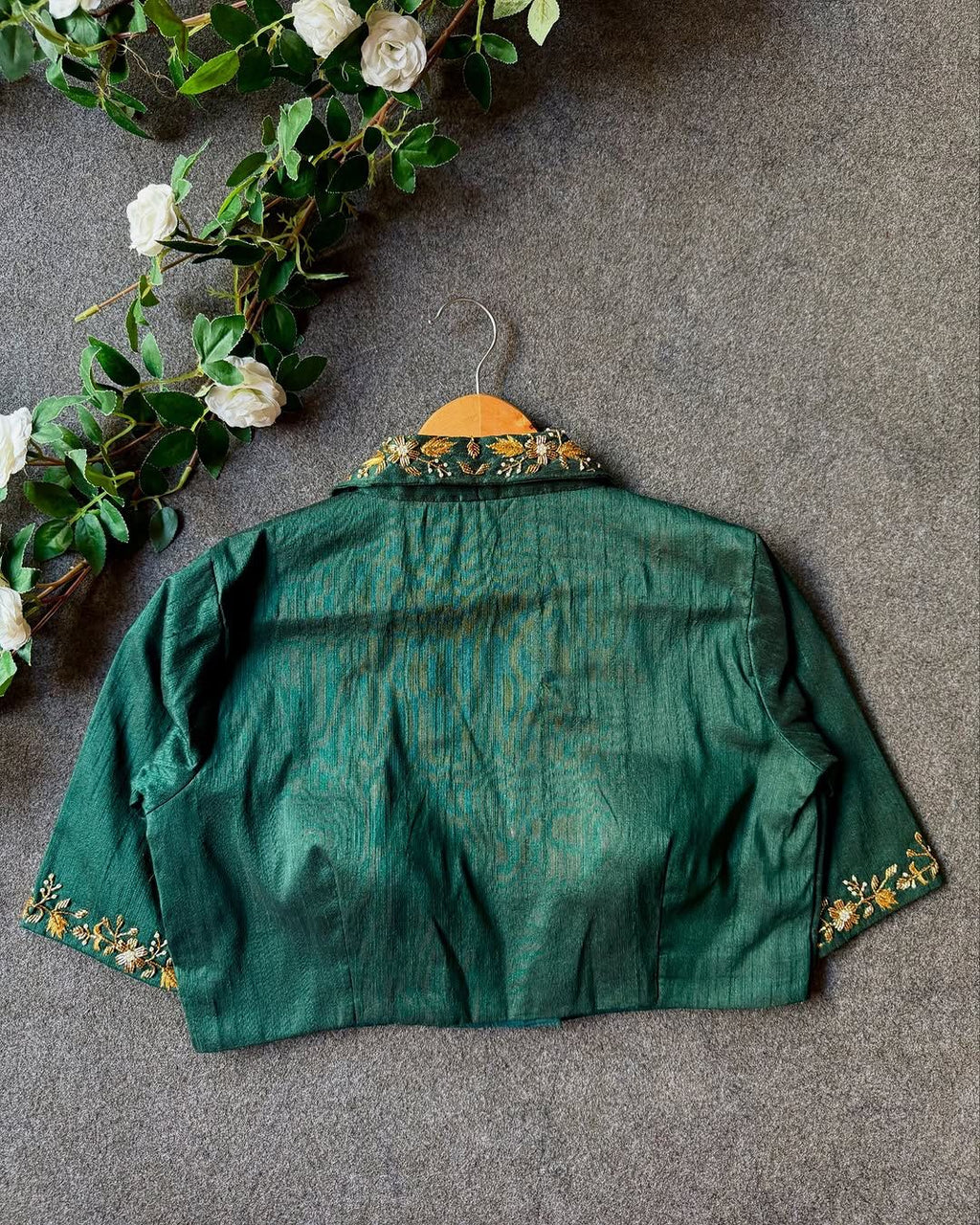 Hooriya fashions - Beautiful handwork all over back nd sleves with designer handcrafted collar in blouse