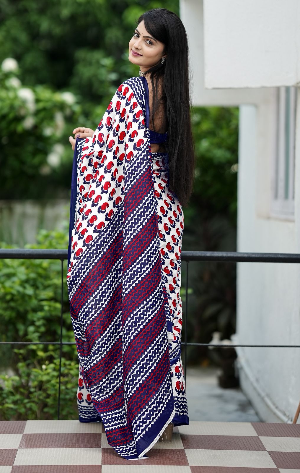 Hooriya Fashions - Jaipur Bagru Printed saree.