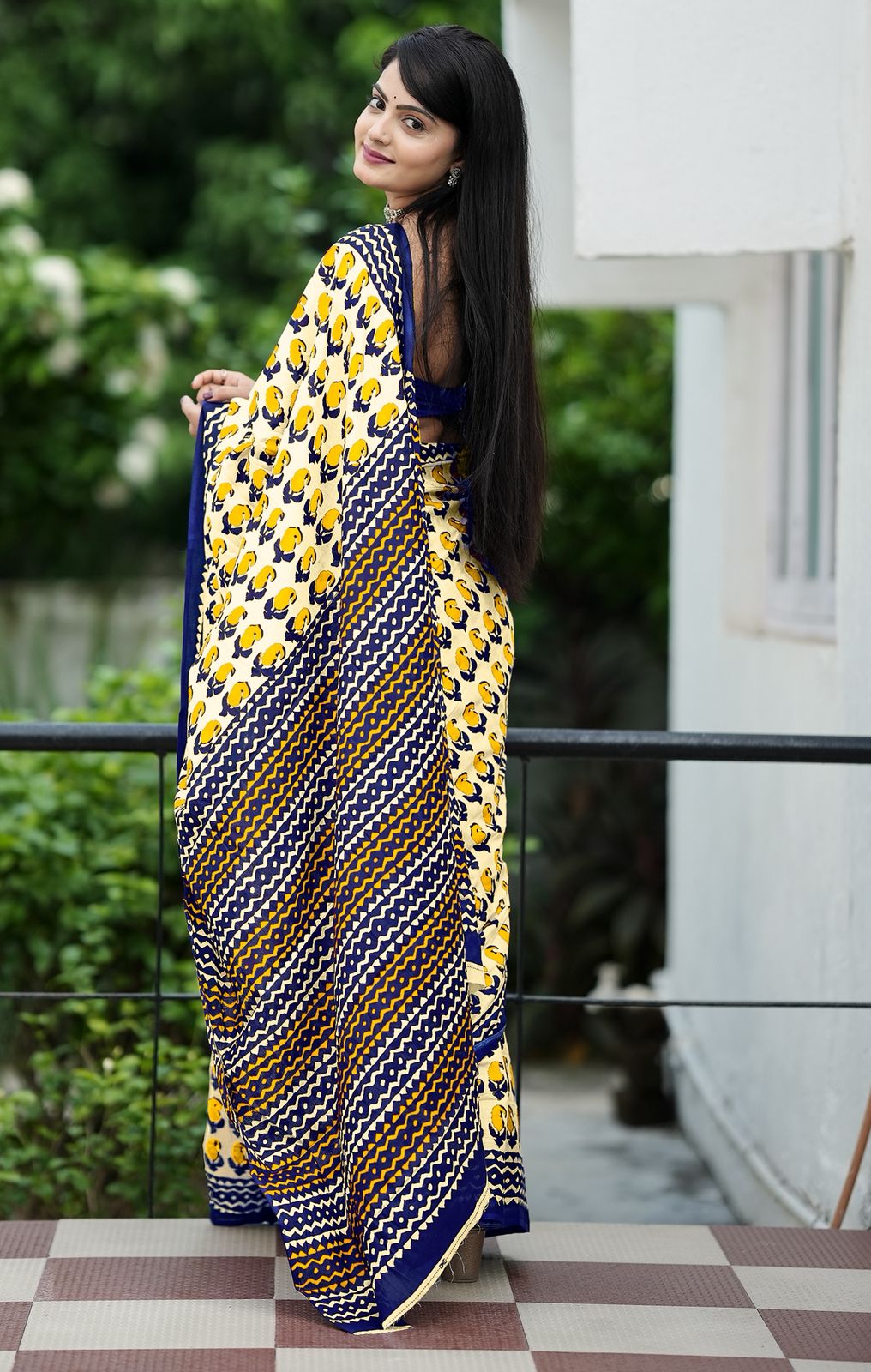 Hooriya Fashions - Jaipur Bagru Printed saree.