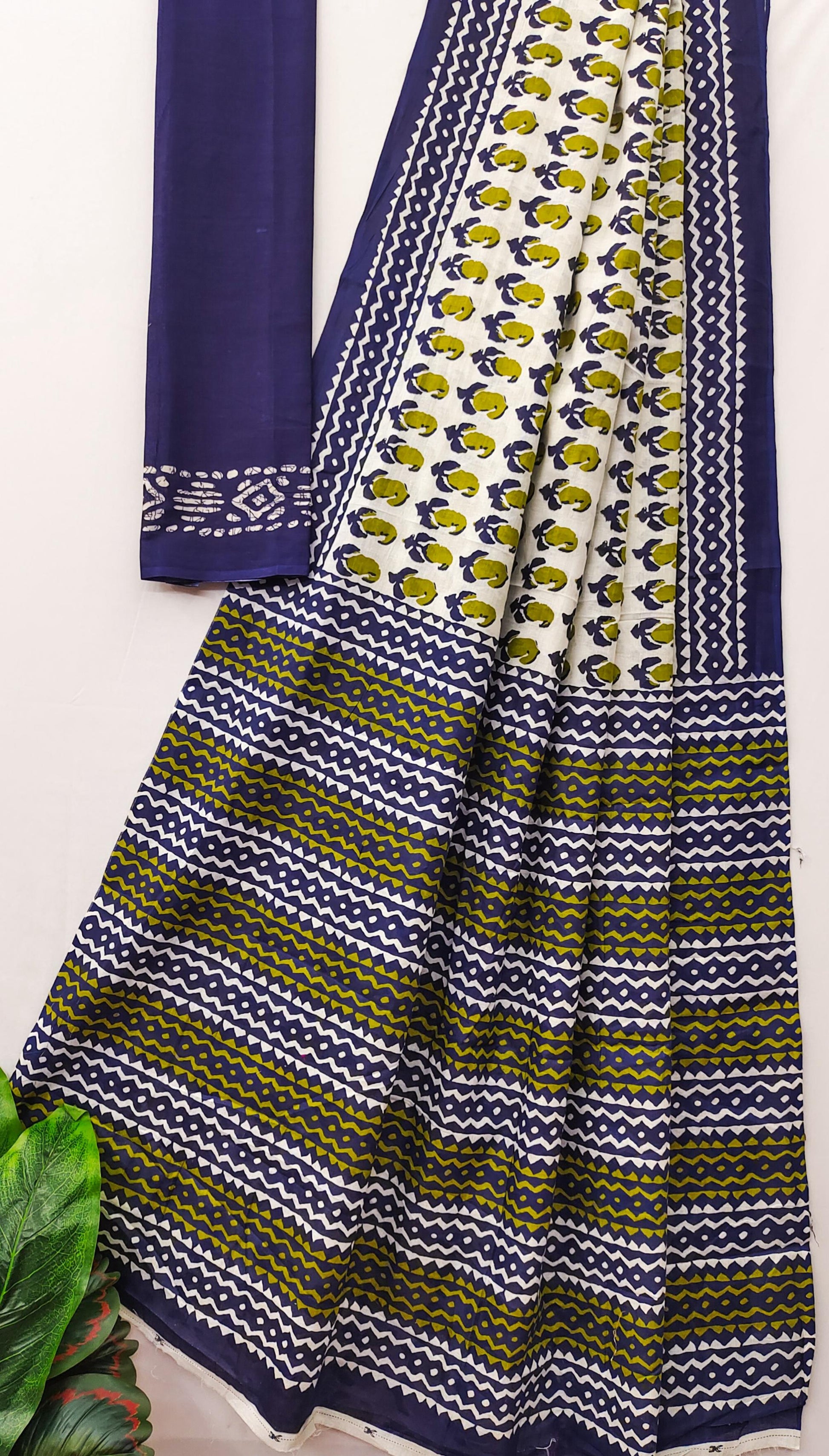 Hooriya Fashions - Jaipur Bagru Printed saree.