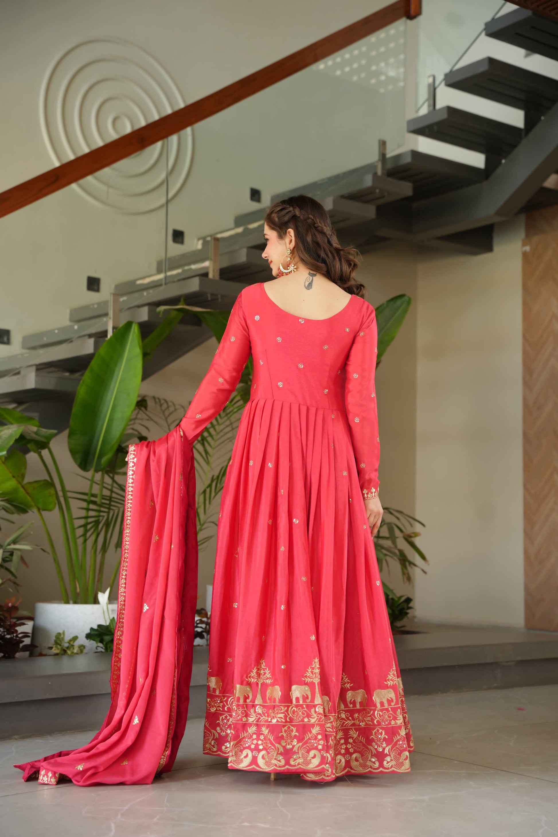 Hooriya Fashions - PREMIUM DESIGNER READYMADE GOWN COLLECTIONS.