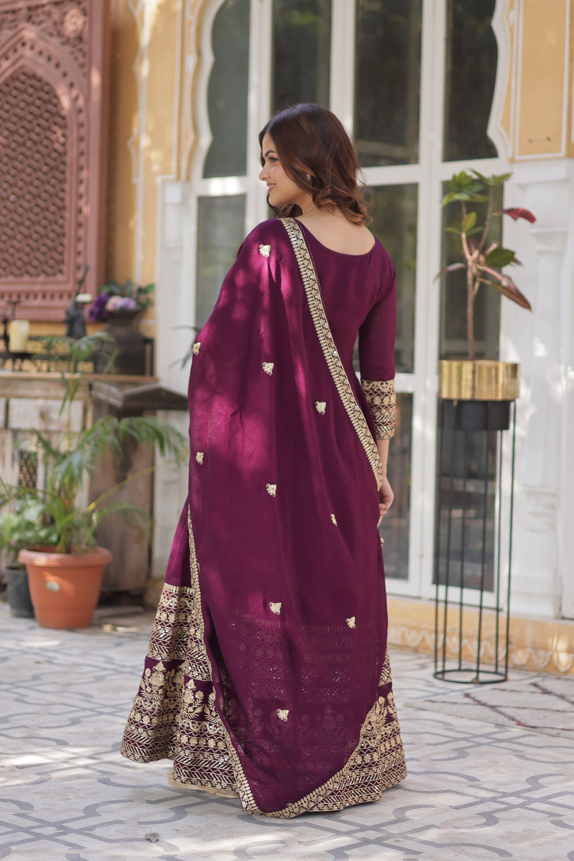 Hooriya Fashions - PREMIUM DESIGNER READYMADE GOWN COLLECTIONS.