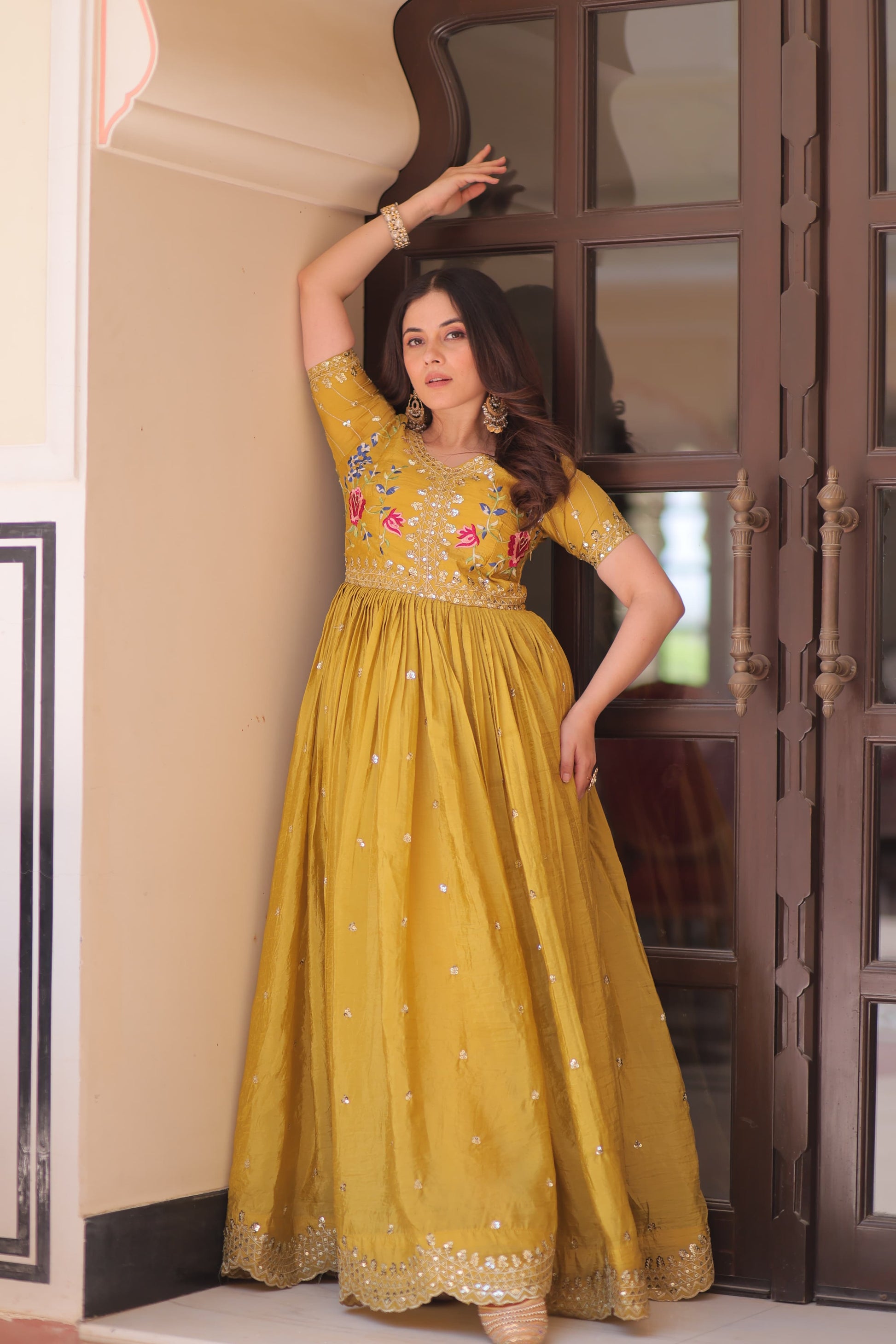 Hooriya Fashions - PREMIUM DESIGNER READYMADE GOWN