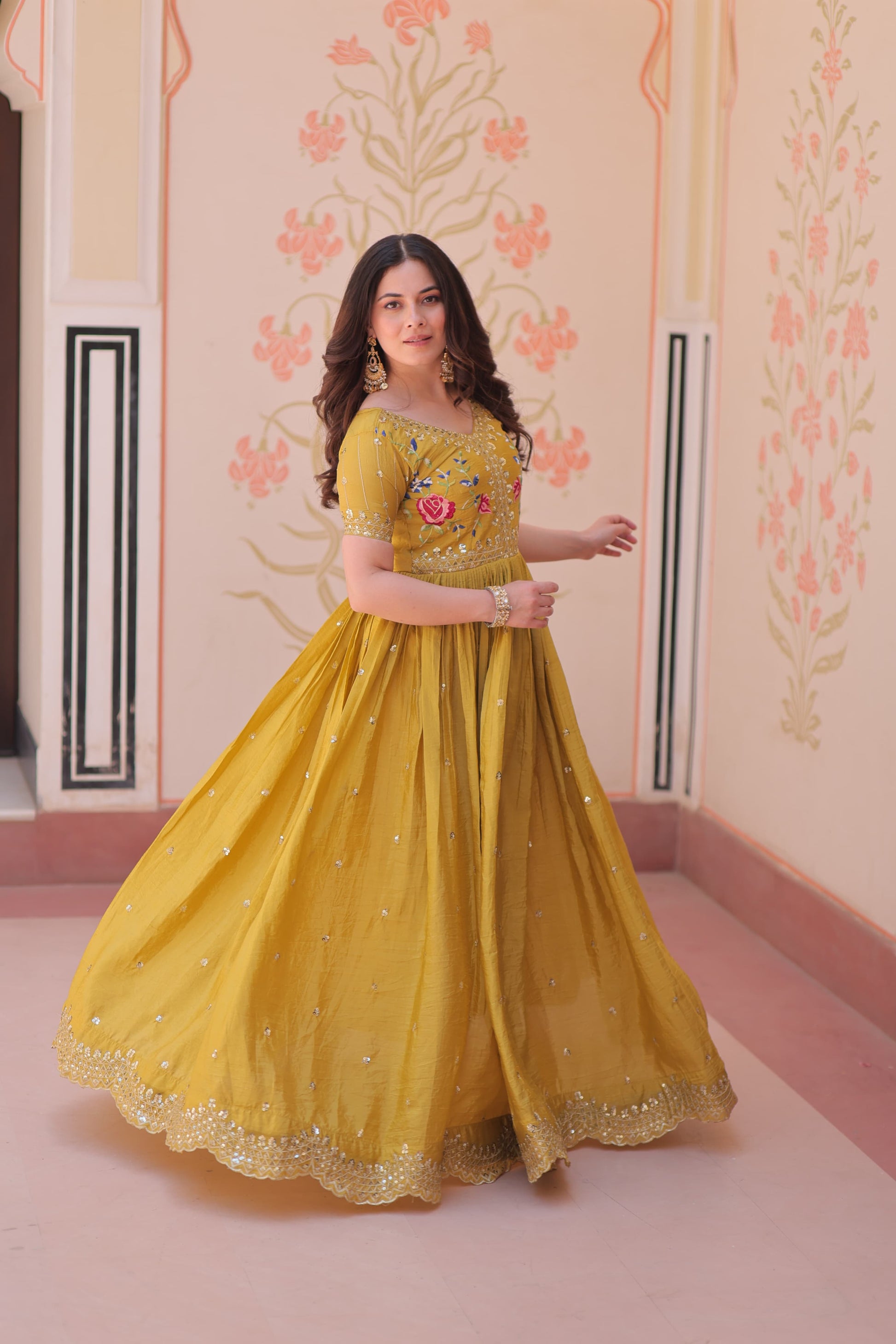 Hooriya Fashions - PREMIUM DESIGNER READYMADE GOWN