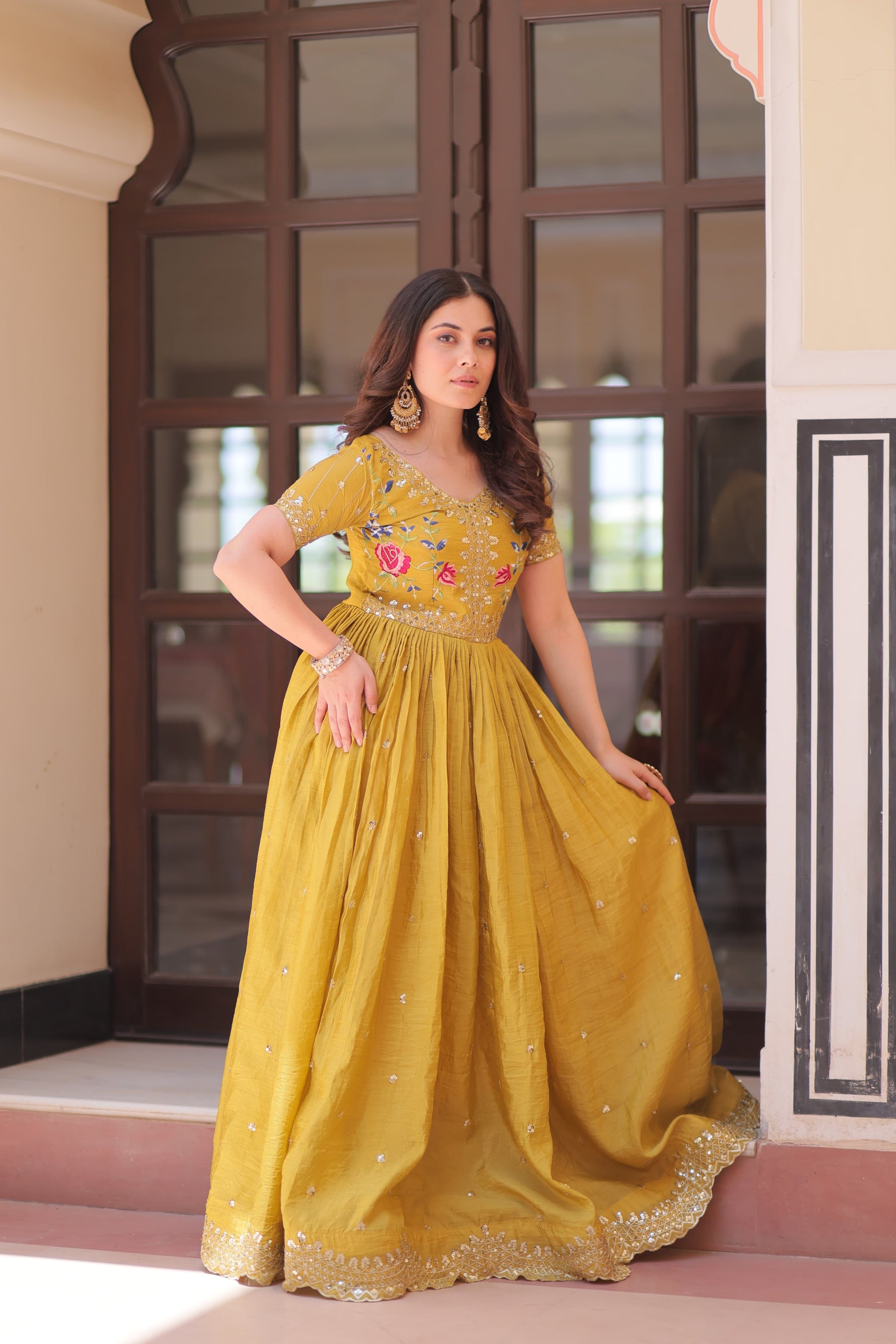 Hooriya Fashions - PREMIUM DESIGNER READYMADE GOWN
