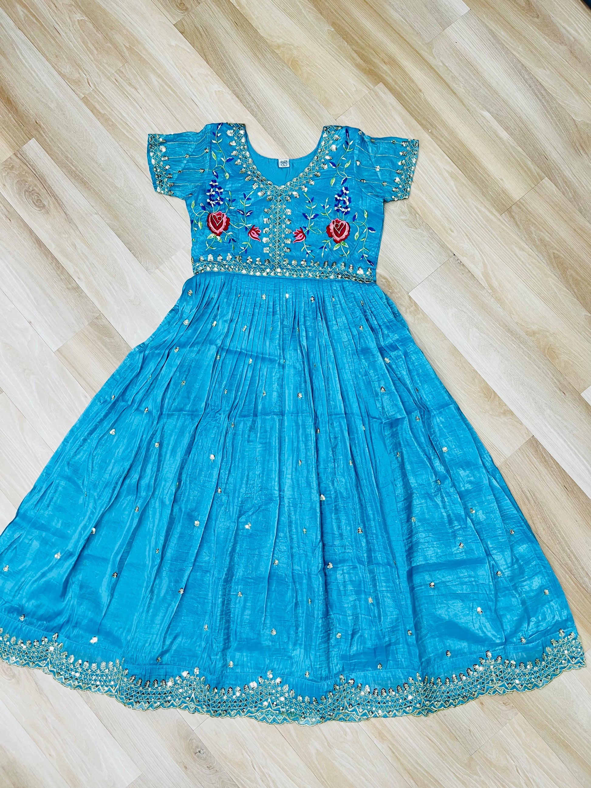 Hooriya Fashions - PREMIUM DESIGNER READYMADE GOWN