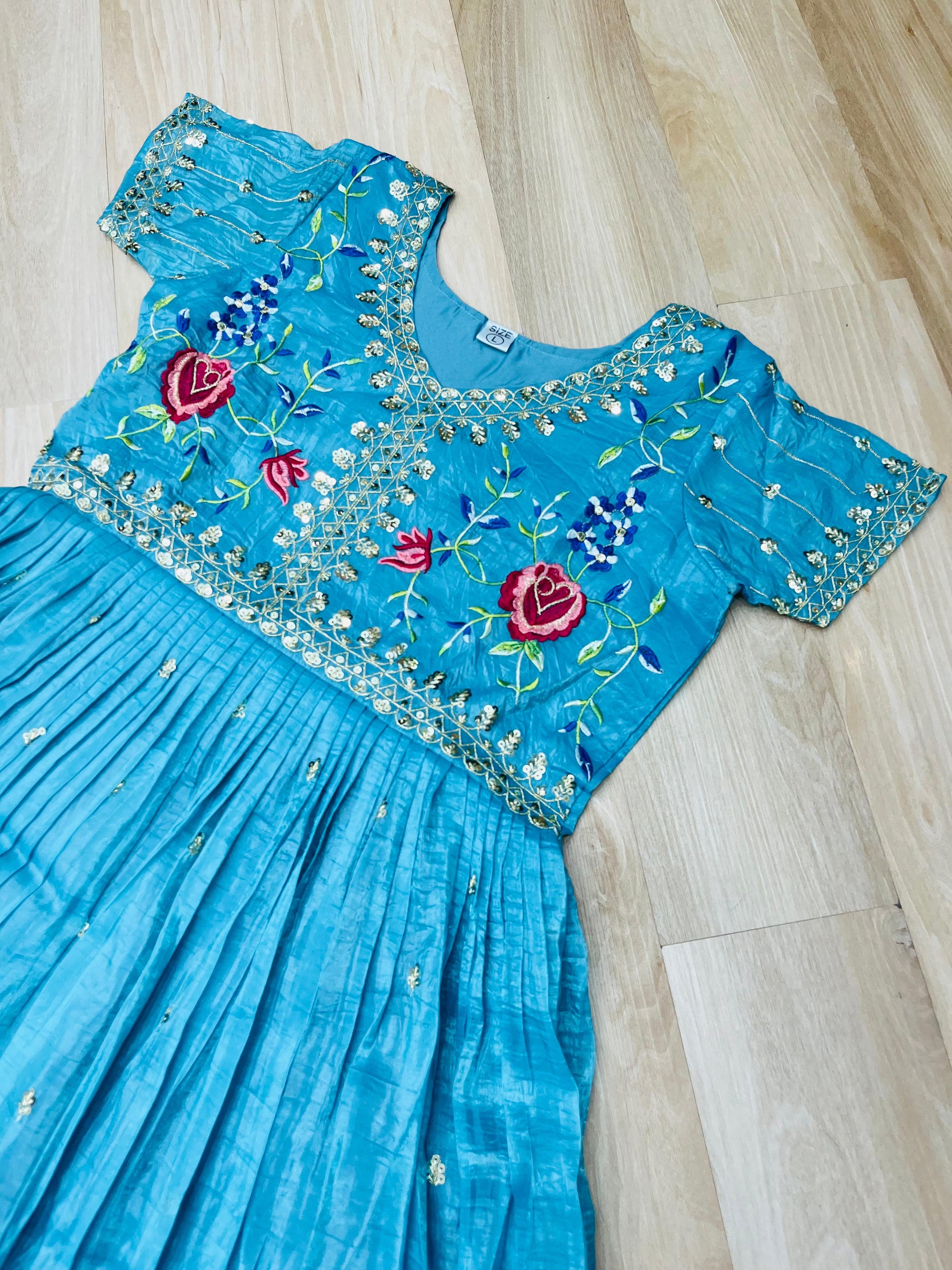 Hooriya Fashions - PREMIUM DESIGNER READYMADE GOWN