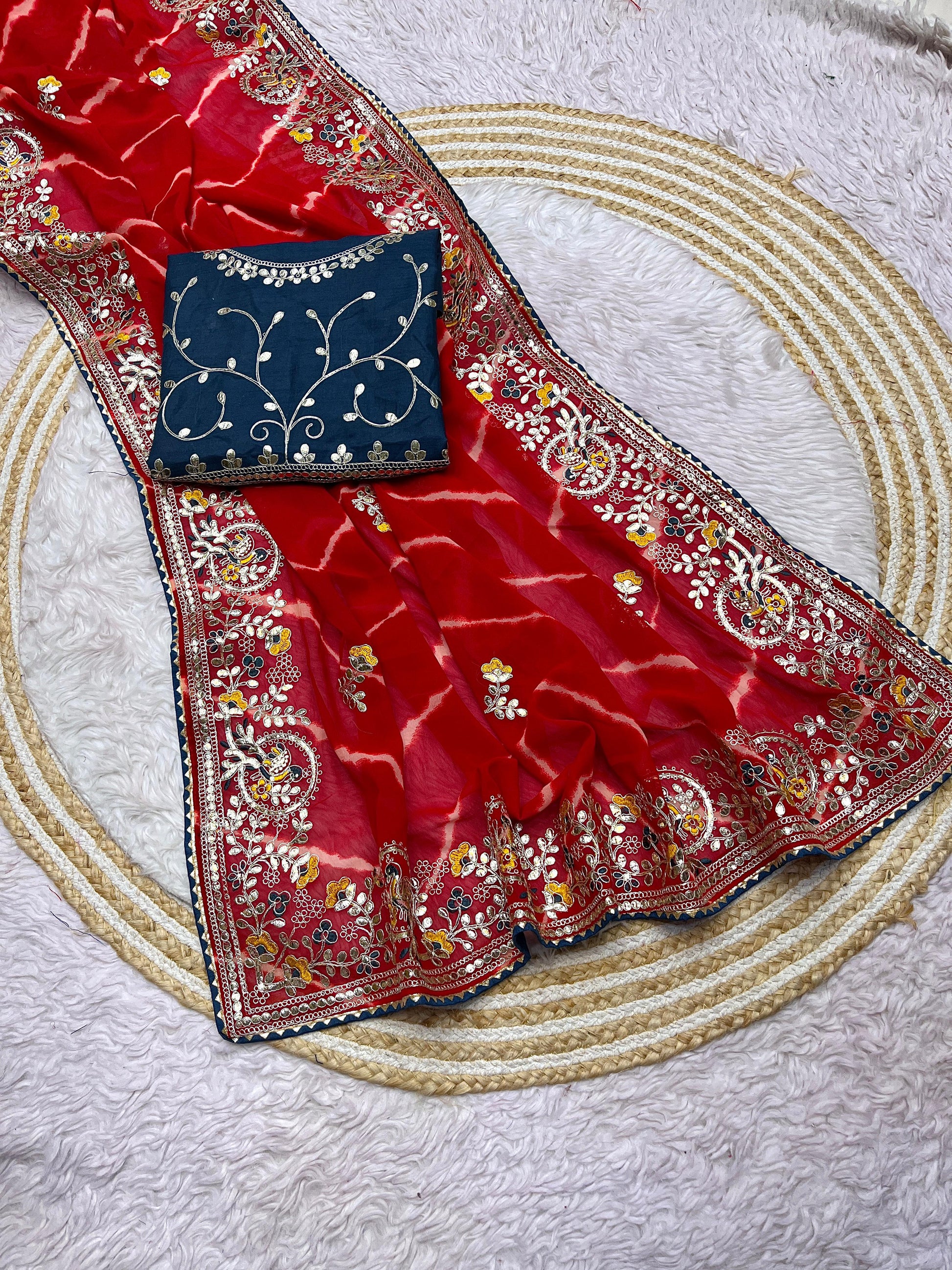 Hooriya fashions - soft Georgette Saree.