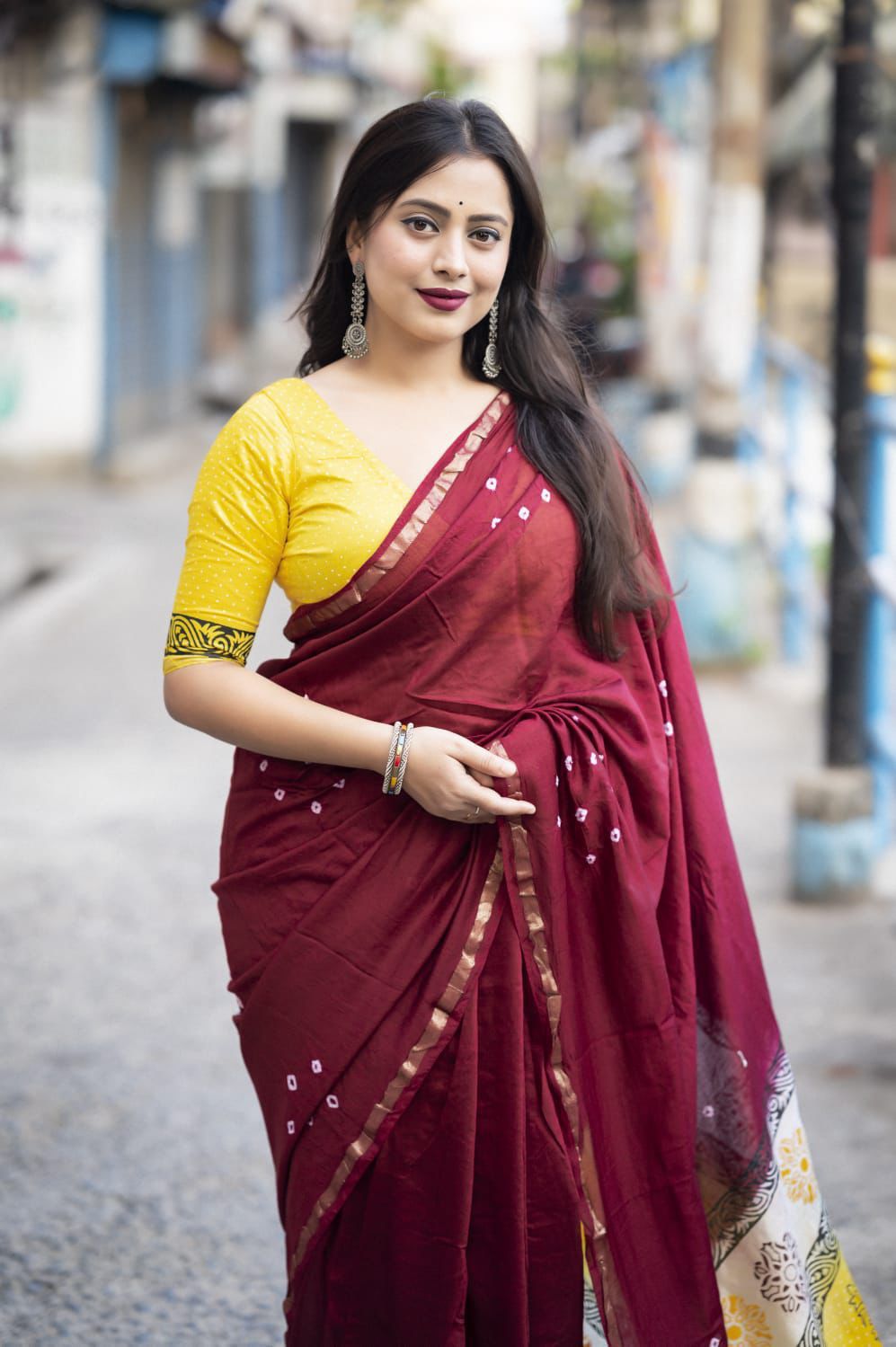 Hooriya fashions - New premium hand she bandani with blovk print saree.