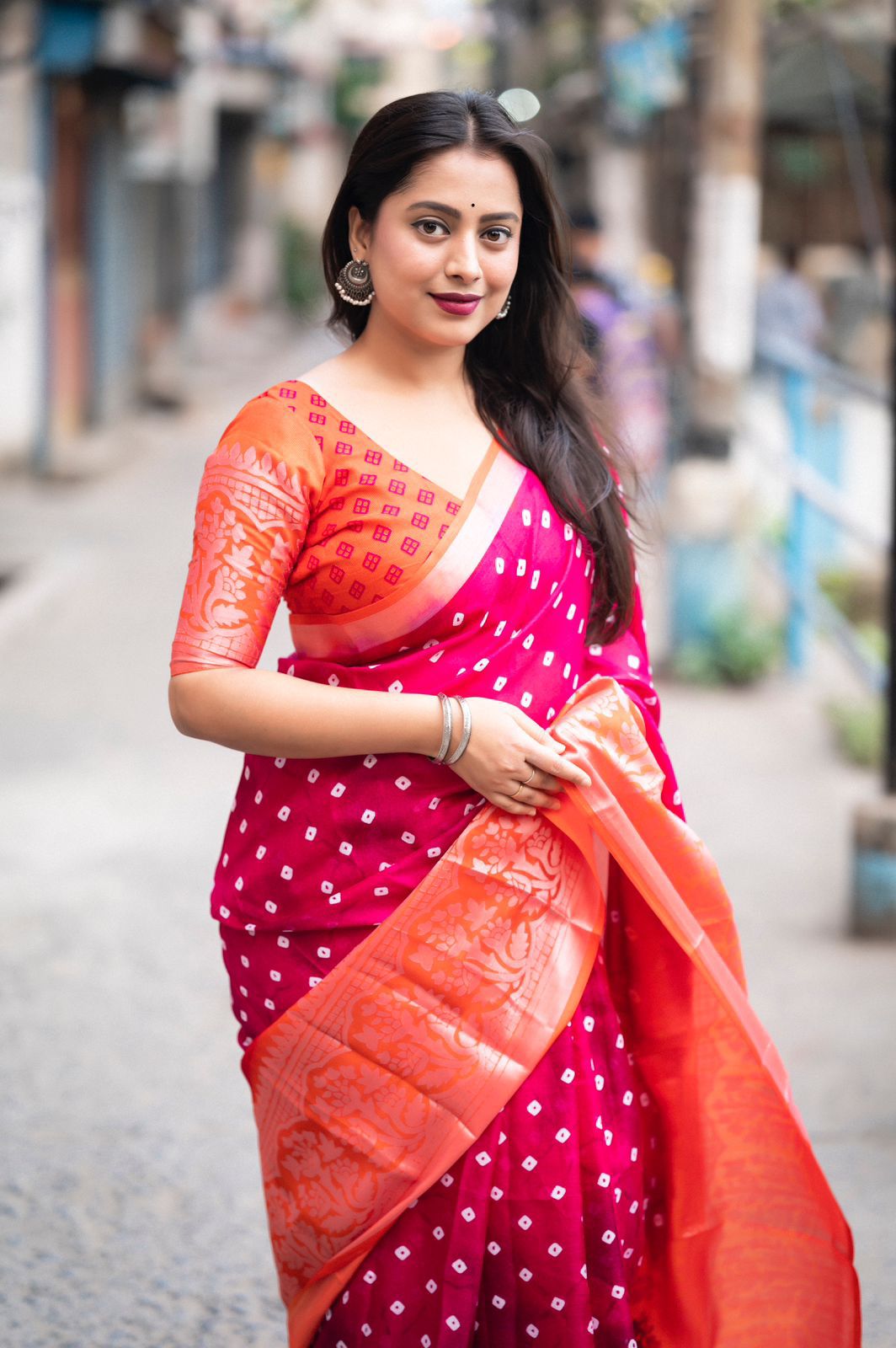 Hooriya Fashions - soft jute silk saree with allover bandez print and cut broaso border.