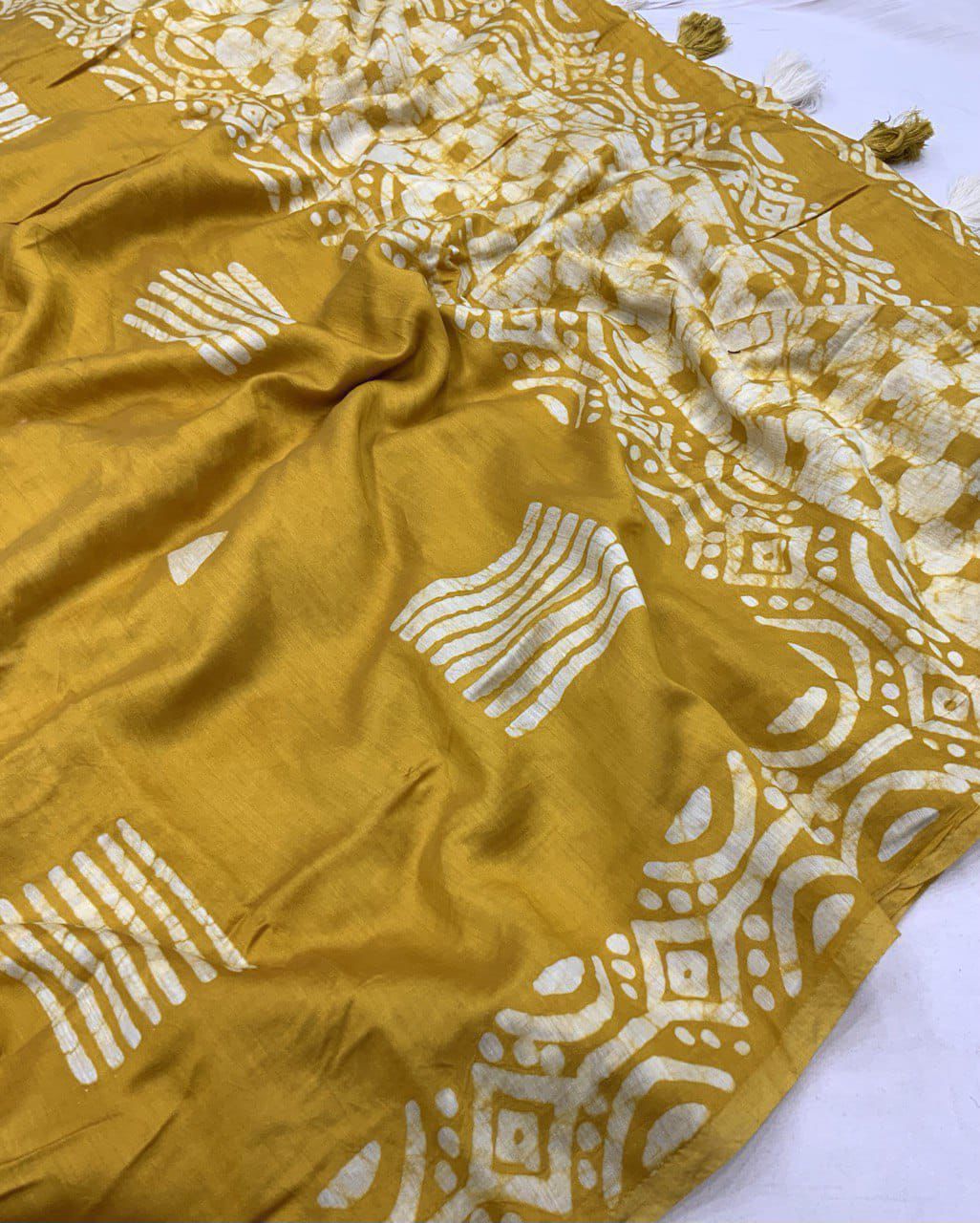 Hooriya fashions - Pure chanderi cotton saree.