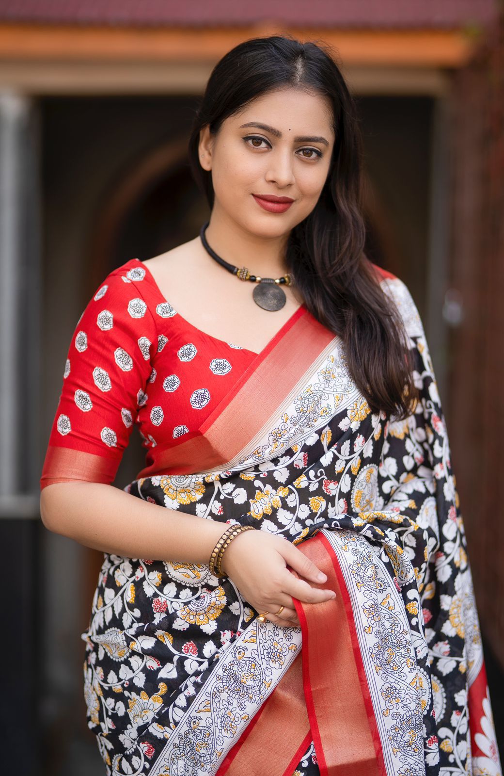 Hooriya Fashions - Fancy kalamkari printed saree.