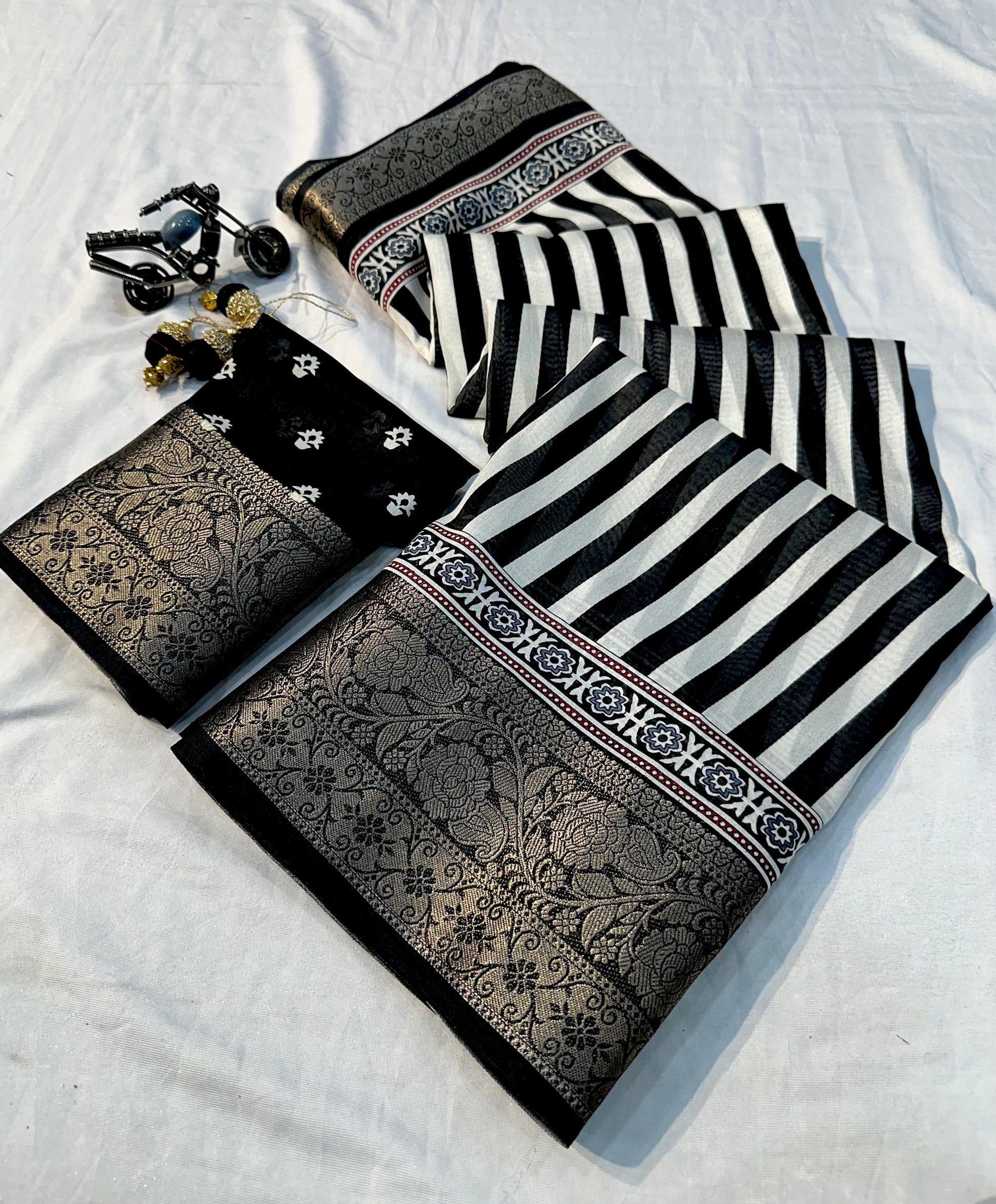 Hooriya Fashions - Soft Dola Saree.