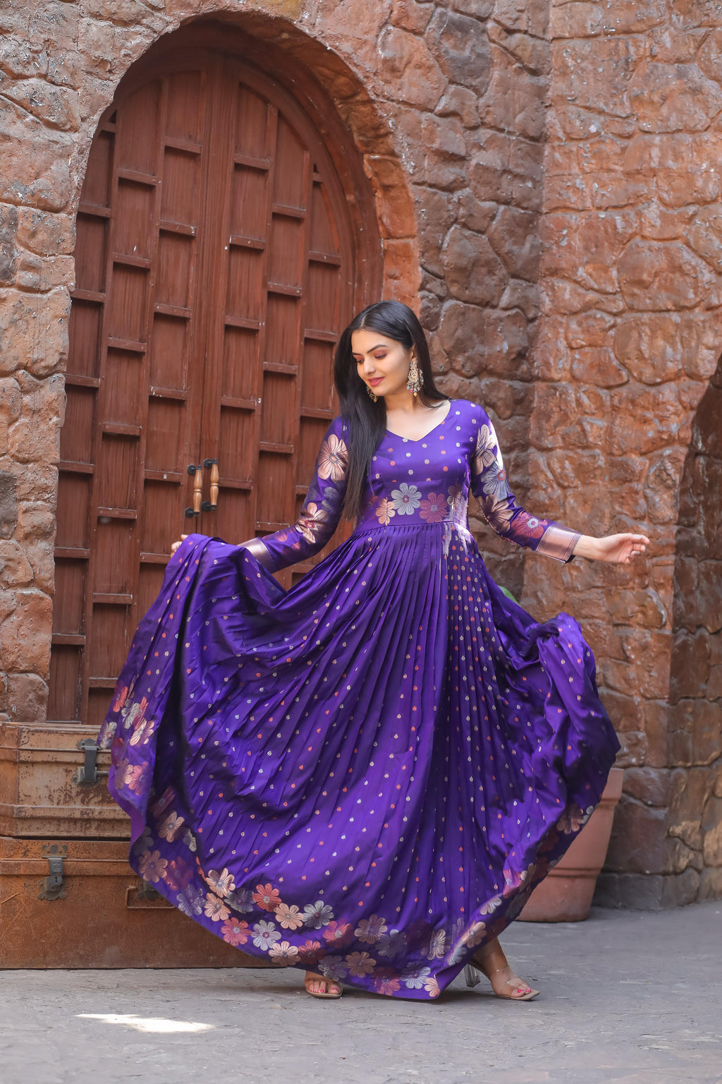 Hooriya Fashions - GOWN.