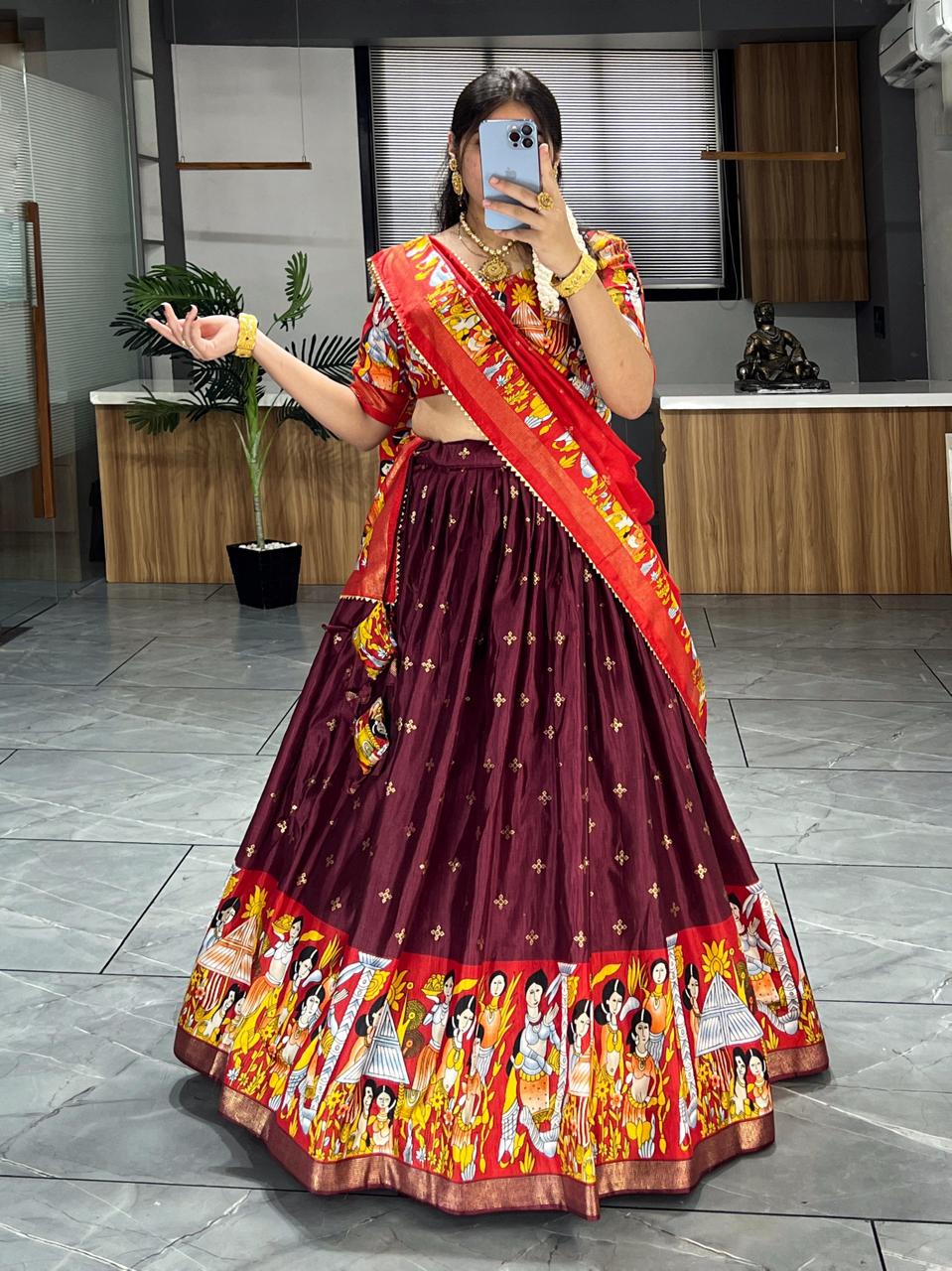 Hooriya Fashions - Kathak Kalamkari Lehenga.