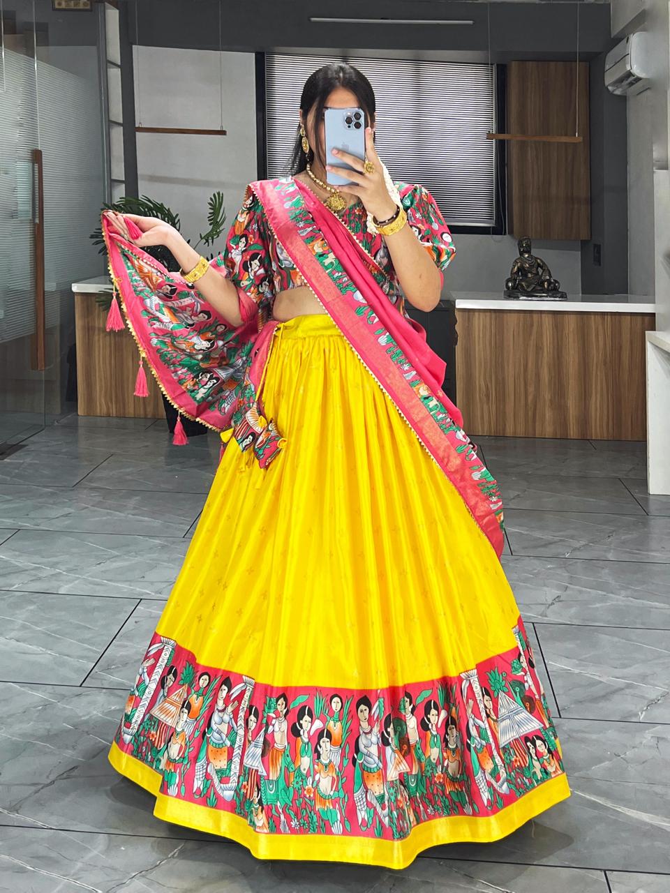 Hooriya Fashions - Kathak Kalamkari Lehenga.