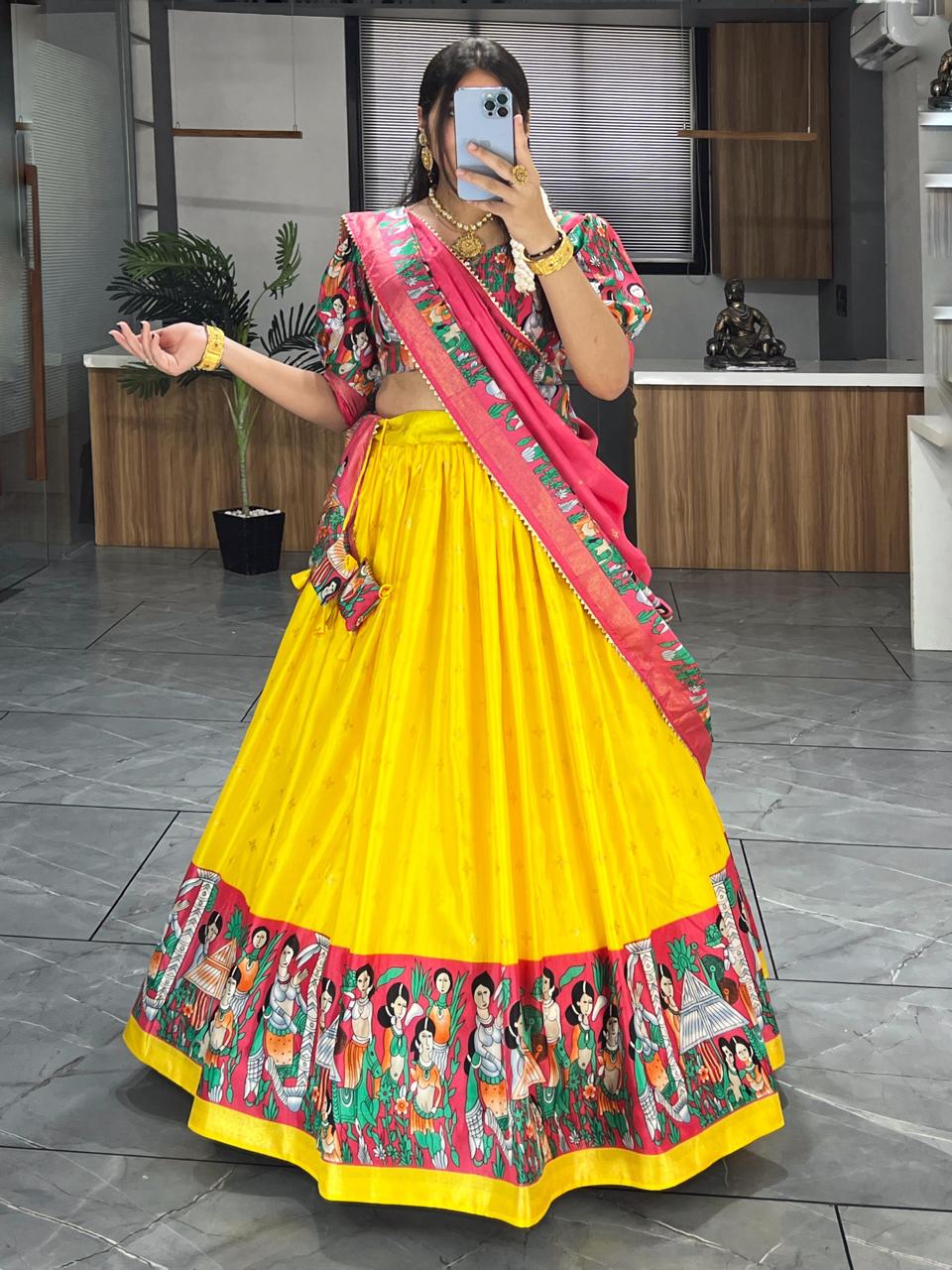 Hooriya Fashions - Kathak Kalamkari Lehenga.