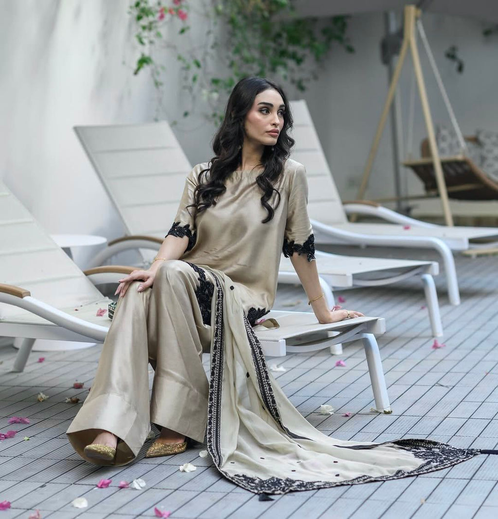 Hooriya Fashions -  Top-Bottom And Dupatta Set.